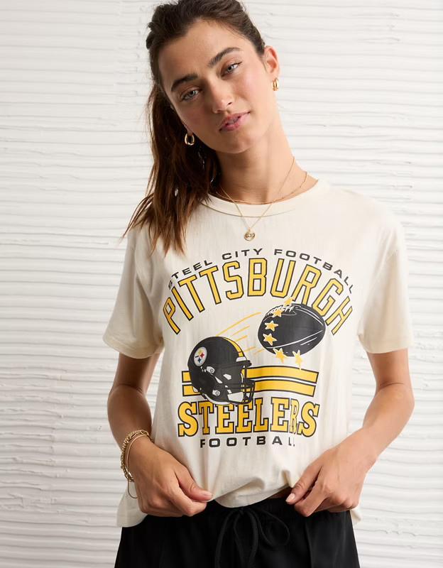 NFL Ex-Boyfriend Pittsburgh Steelers Graphic T-Shirt | American Eagle Outfitters (US & CA)