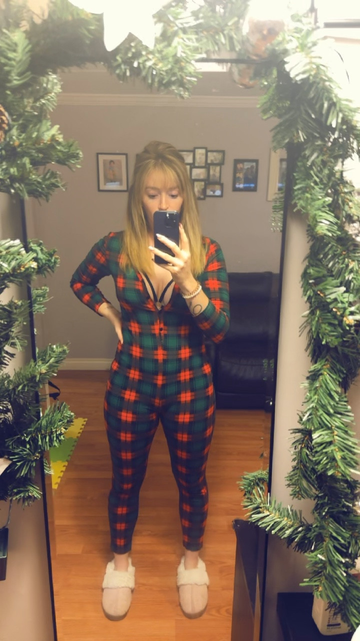 Festive PJ’s! 

These are great for a holiday party with family and friends 💋🫶🏻

This jumpsuit is unavailable, so I found similar ones I love! 

#LTKHoliday #LTKSeasonal #LTKGiftGuide