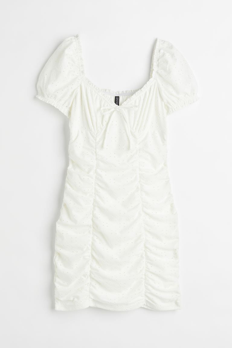 Gathered broderie anglaise dress | H&M (UK, MY, IN, SG, PH, TW, HK)