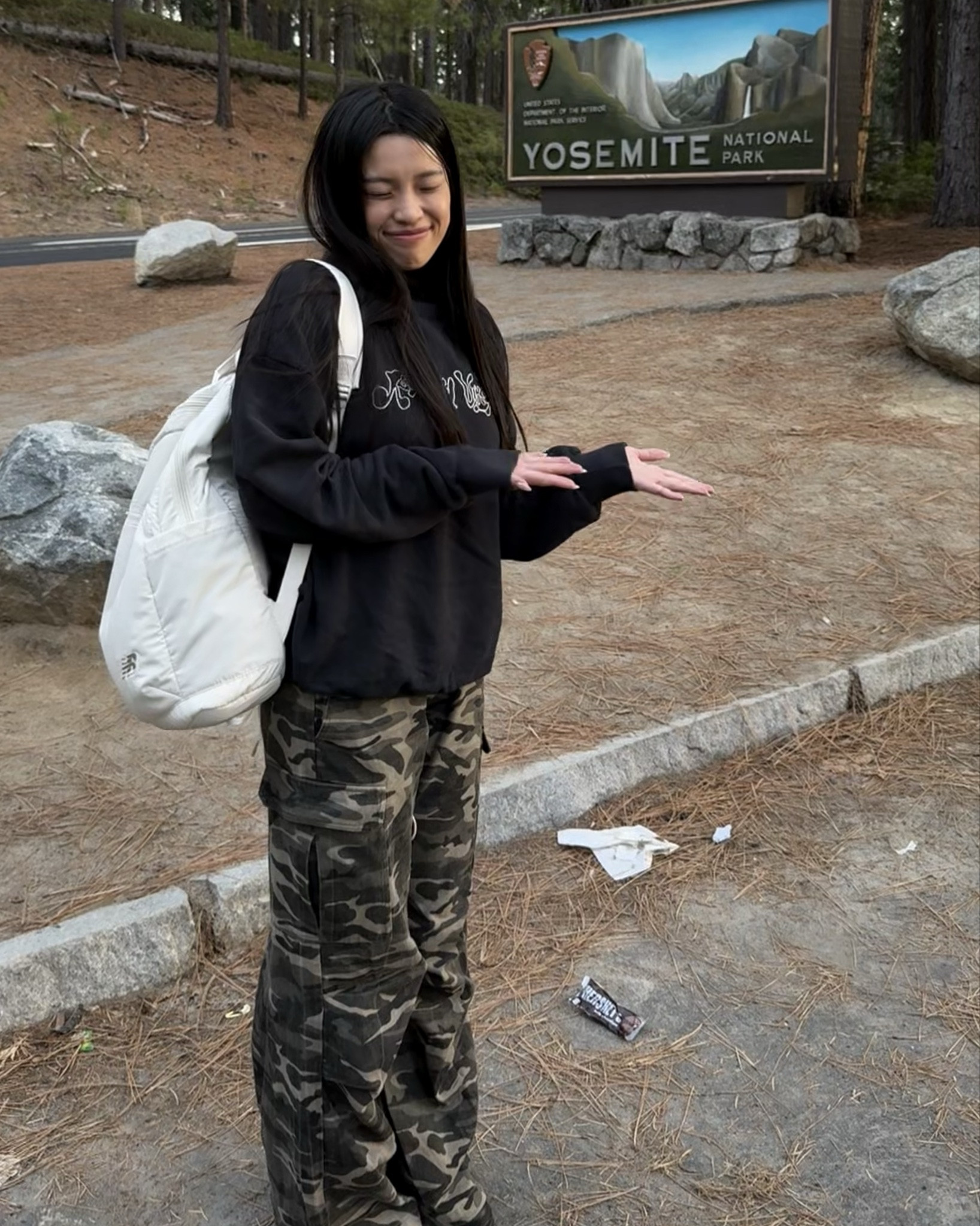 Exploring Yosemite in my comfy adventure fit 🌲
Oversized sweatshirt + camo cargo pants + travel backpack = the perfect outdoor combo. Casual, cozy, and adventure-ready!

#TravelOutfit #AdventureStyle #CasualOOTD #ComfyOutfit #StreetwearStyle #CamoPants #SweatshirtSeason #BackpackStyle #TravelInStyle

#LTKPetite #LTKSeasonal #LTKTravel