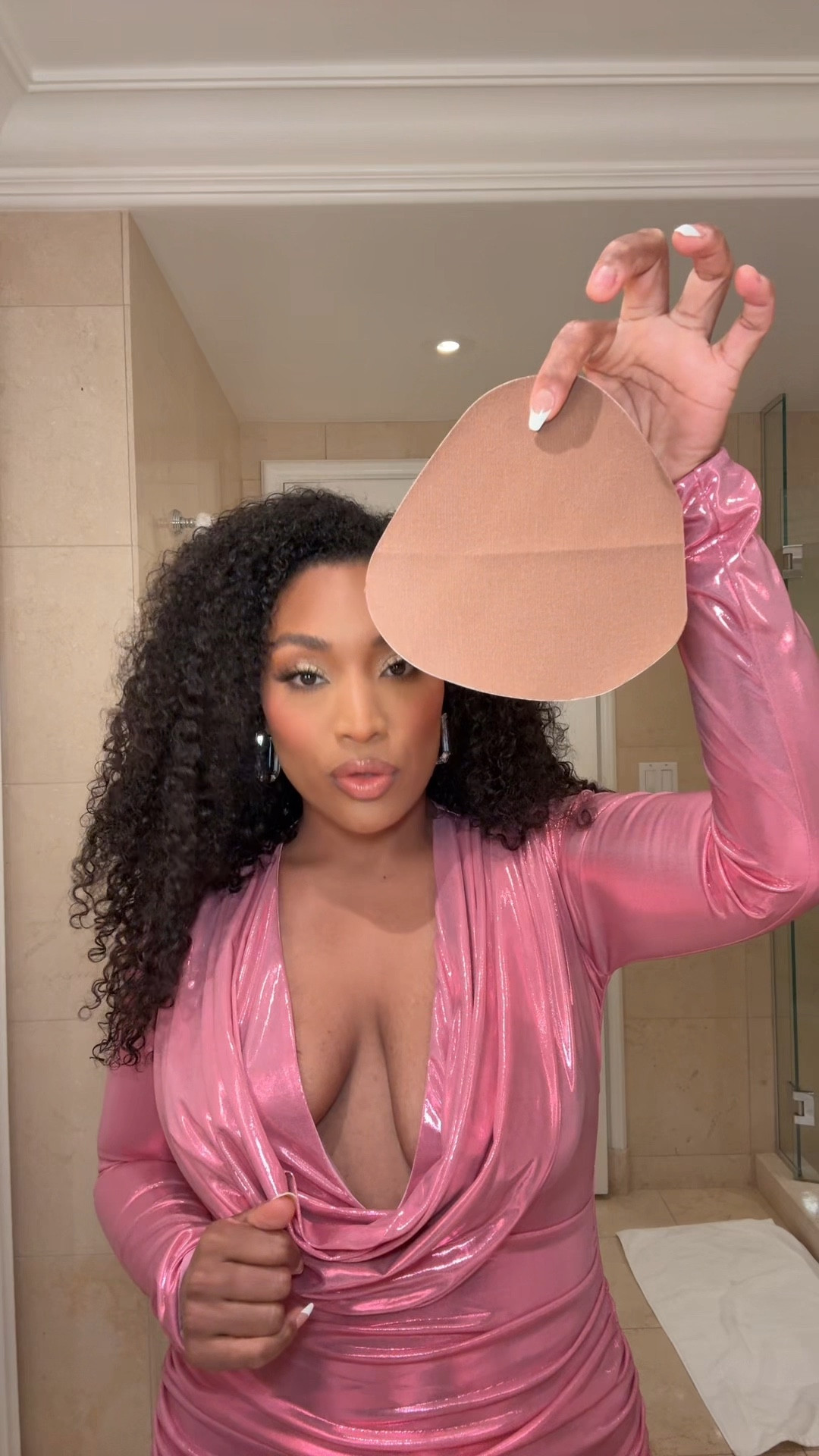 For nood I use size 2 for brassy bra c-d 

#LTKU #LTKStyleTip