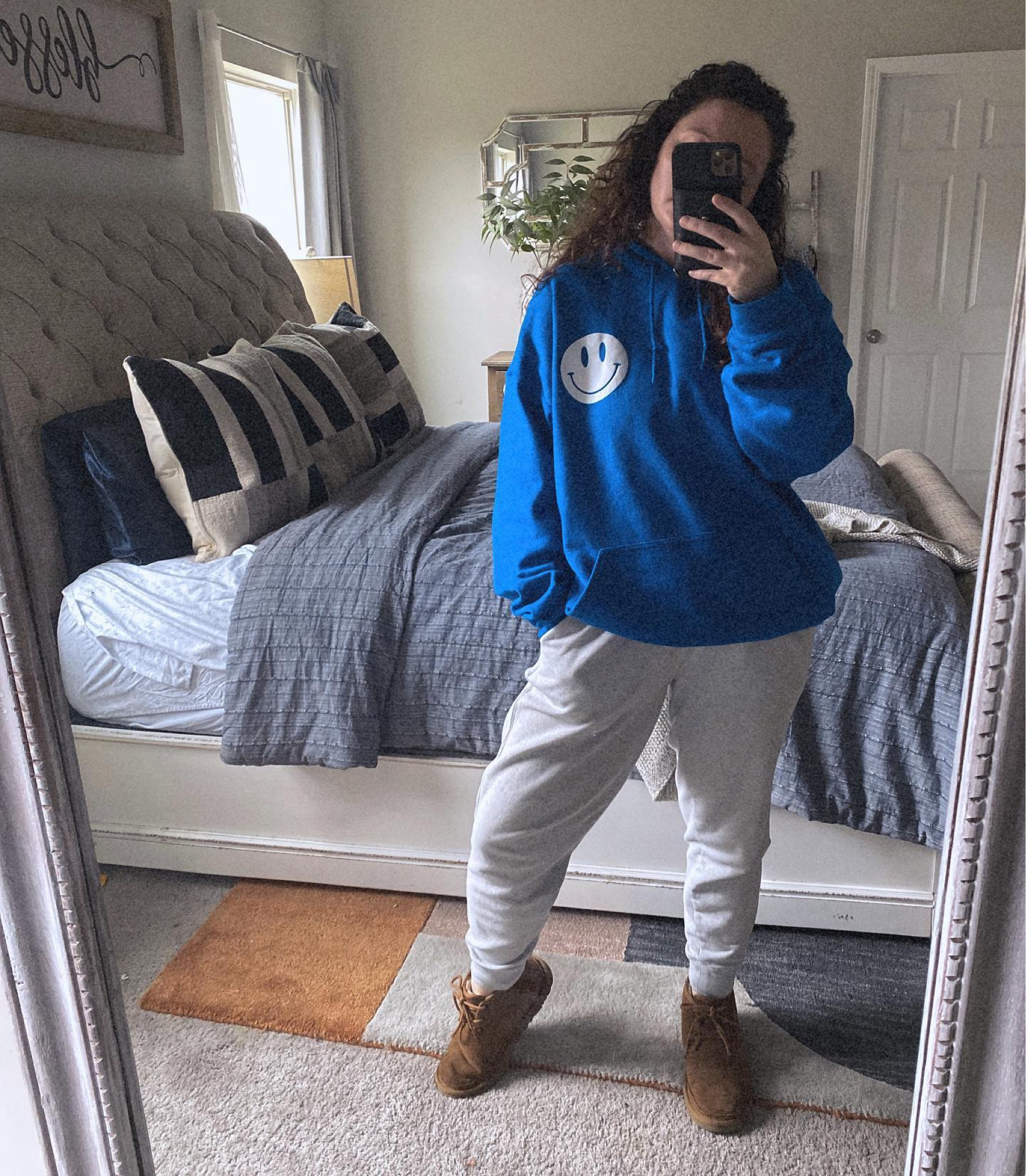 Some days you just need a giant hoodie. And by some days, I mean every day. @ascotandhart