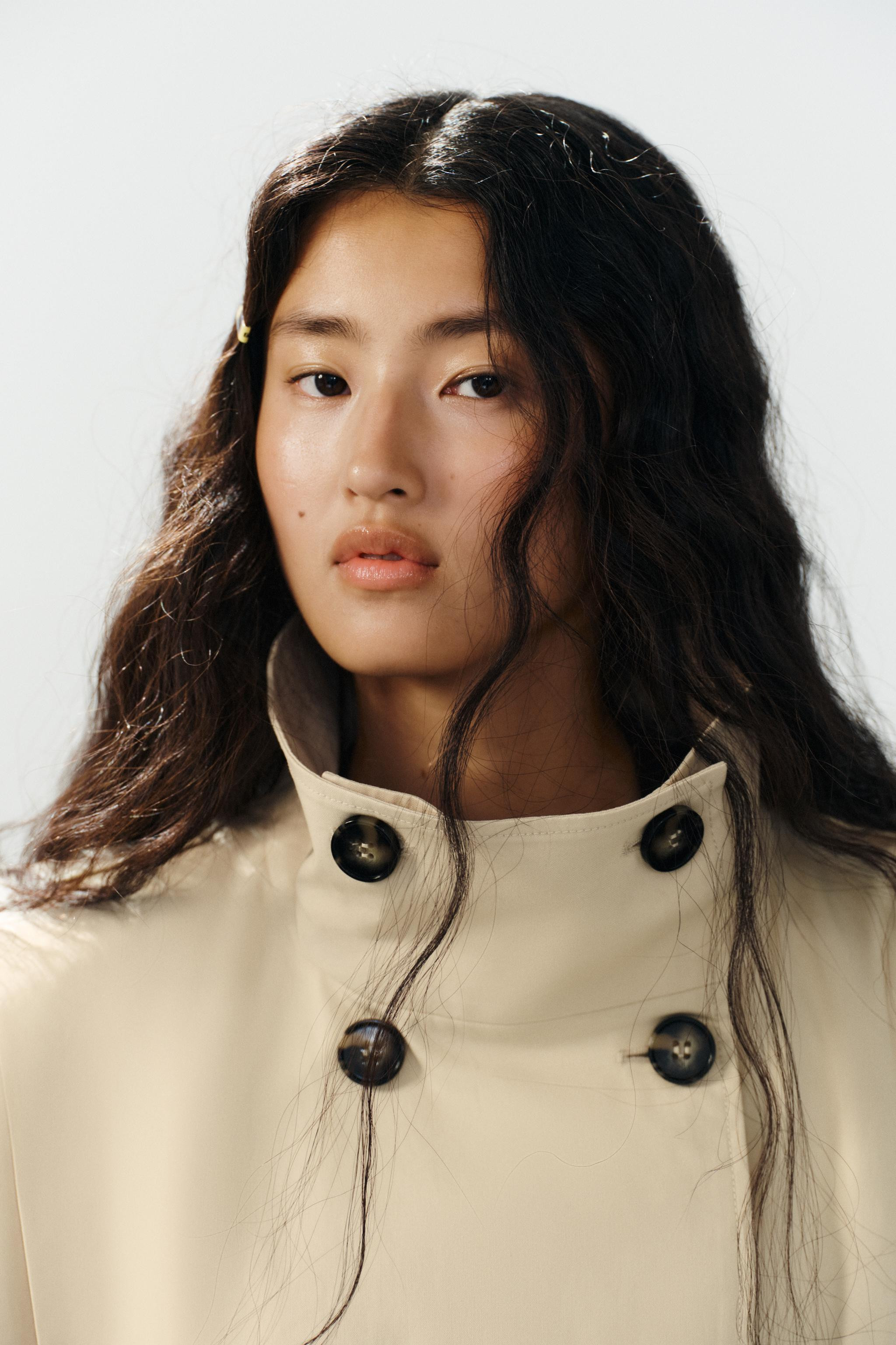 SHORT PLEATED TRENCH COAT | Zara US