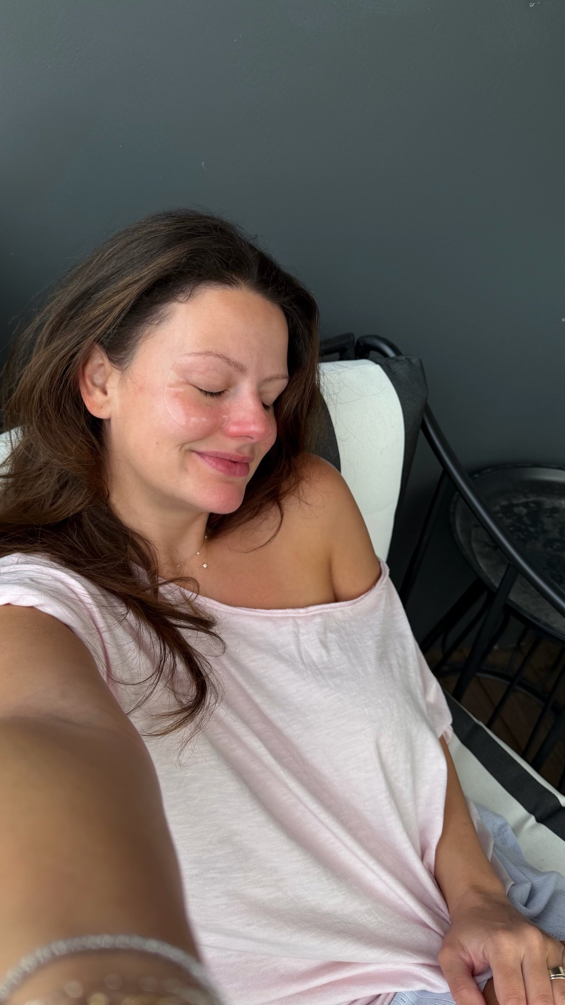 Comfiest tee @Aerie and new eyepatches

#LTKgrwm #LTKmorningroutine #LTKselfcare