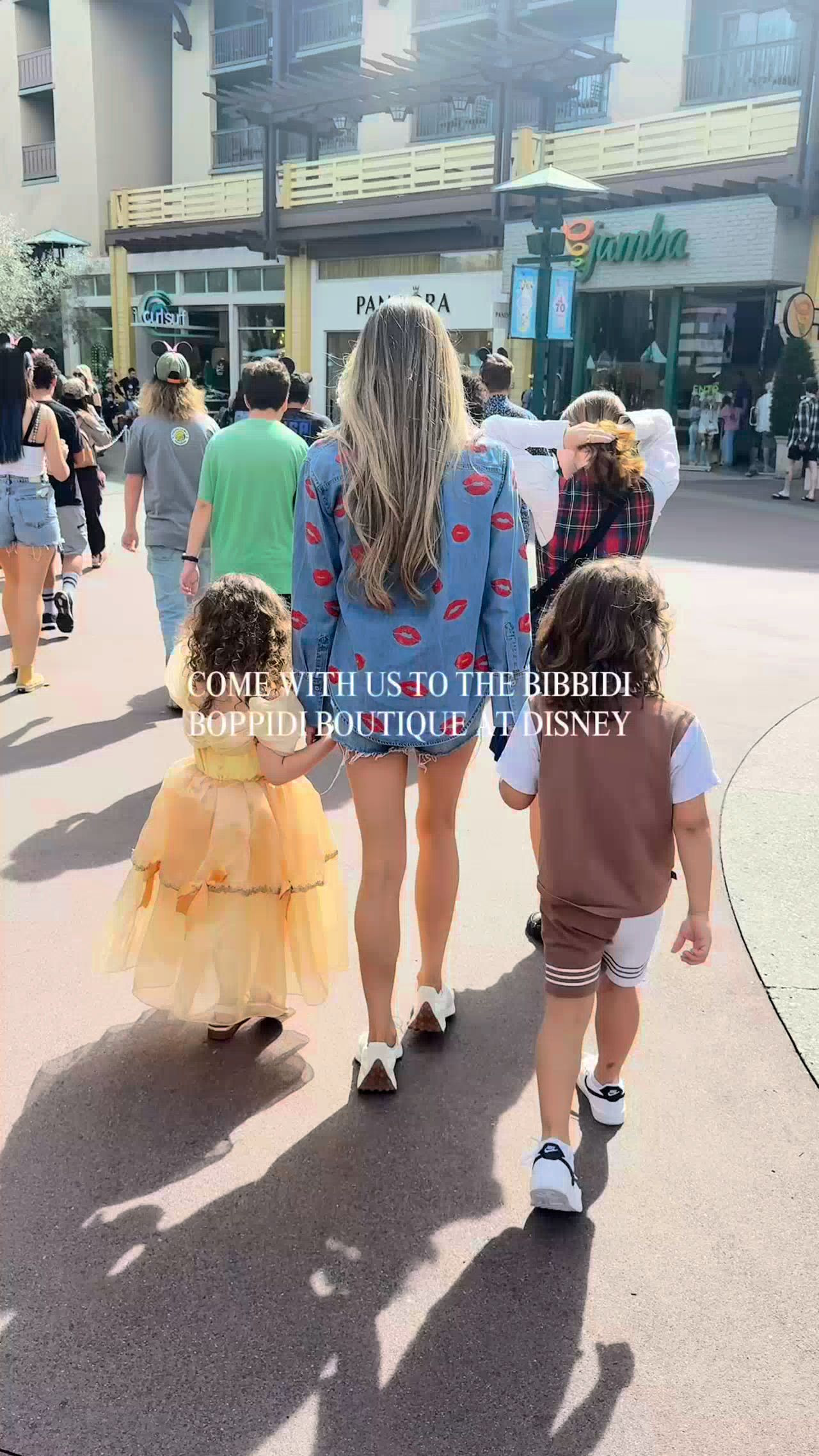 My oversized lip motif denim button down is gifted by Alice + Olivia. Use code MARISSA_15 for 15% off your order.  

 #LTKdayinmylife #LTKmomlife #LTKKids