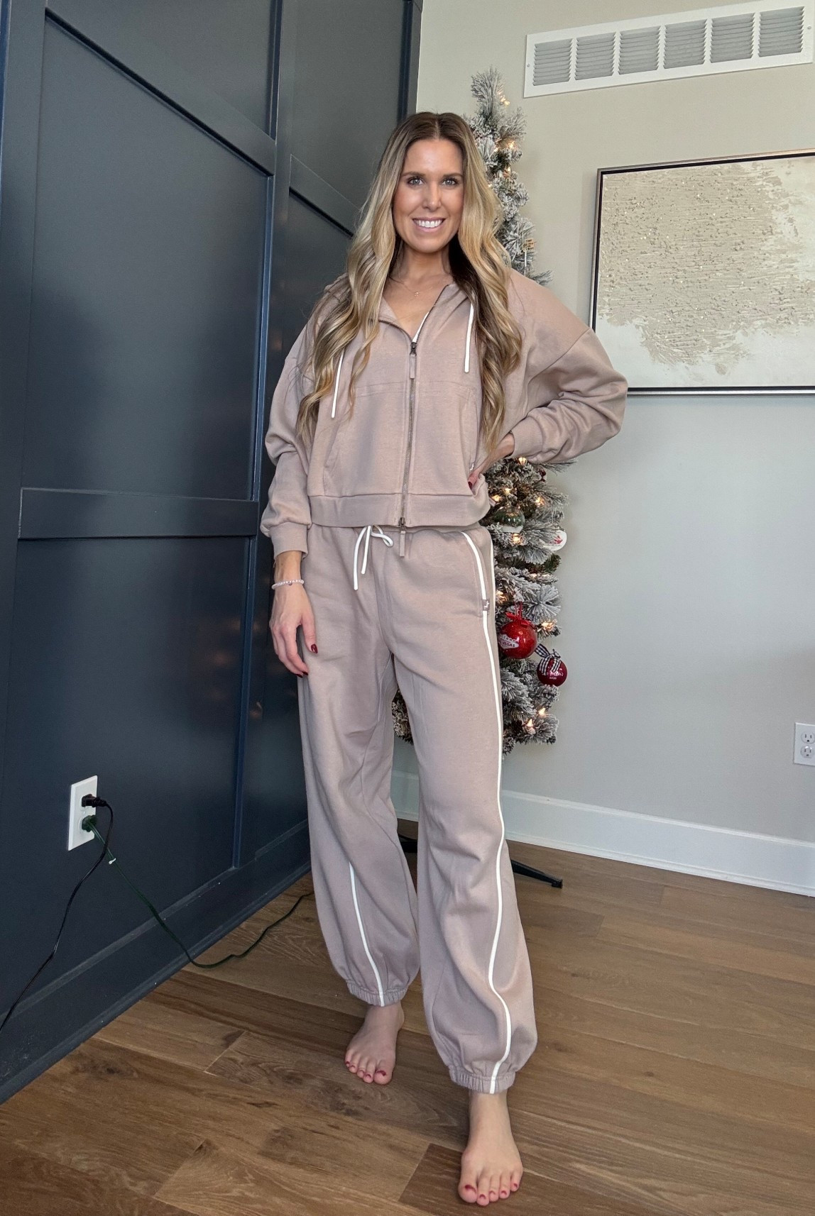 I live in this matching set! Cropped full zip sweatshirt paired with the cutest barrel pants/joggers. Love the color, the details/cinching at the ankle. Comes with a functioning drawstring to tighten or loosen to fit. Would be a perfect gift for a lady in your life! 

Gift Guide | target Gift Guide | gifts for her | gift guide for her | gifts for sister | gifts for friends | target deals | target sale | gifts for host | target gift Guide | target matching set | two piece set | barrel pants | amazon matching set | lash boost | lash serum | stocking stuffers | stocking stuffers for her | holiday finds | amazon gift Guide | lounge set | weekend bag | weekender bag | tote | duffle bag | travel gifts | travel bag | gift for traveler | holiday gifts | gift for wife | gift for sister | hard to buy for | boutique gifts | target deals | gift guide |

#LTKGiftGuide #LTKHoliday #LTKFindsUnder50