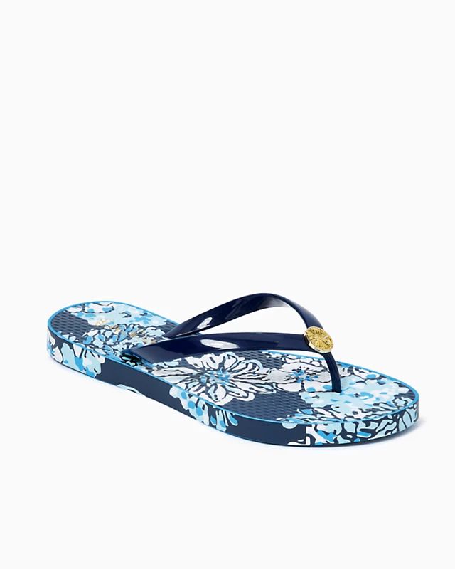 Pool Flip Flop | Lilly Pulitzer, Lilly Pulitzer Pool Flip Flop, Pool Sandals, Summer OOTD, PoolOOTD | Lilly Pulitzer