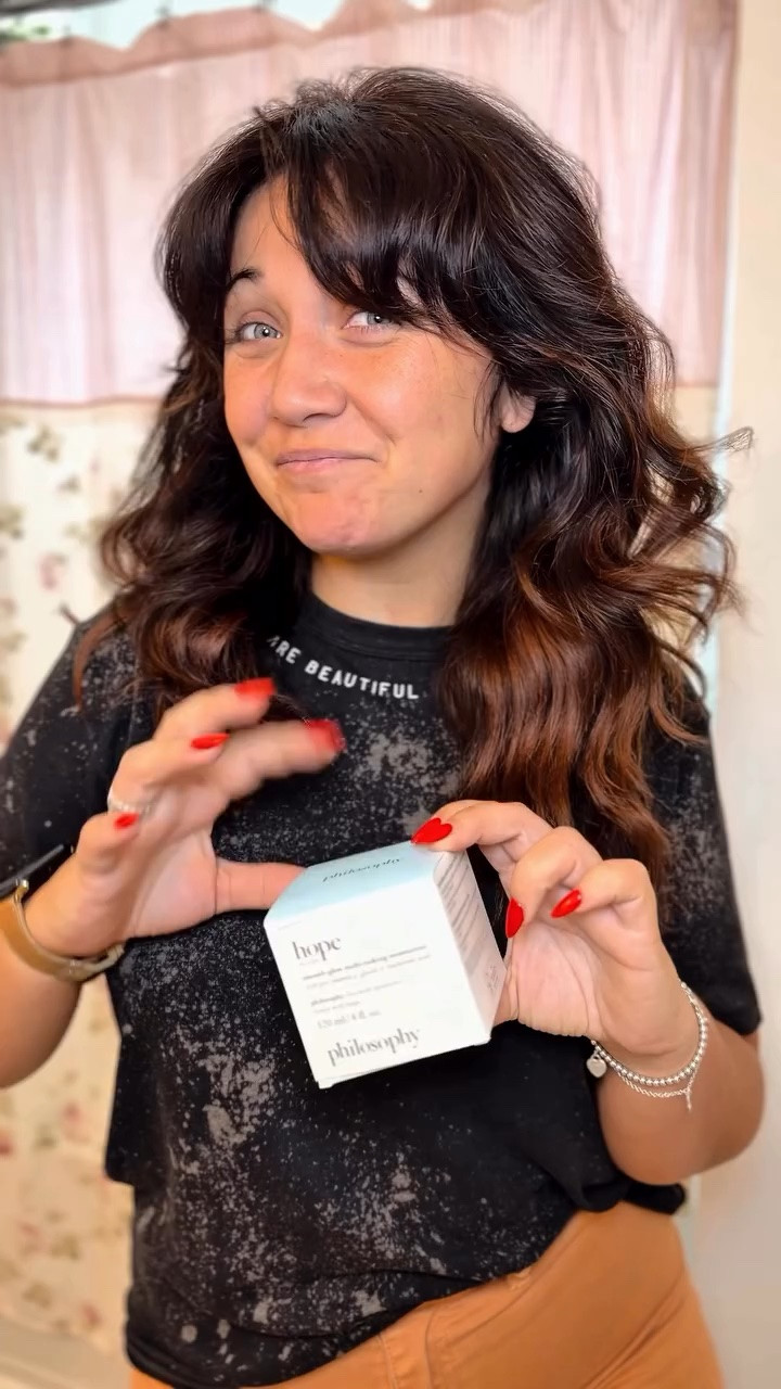 A skincare icon is turning 30.. and she’s still that girl ✨

I finally get why @lovephilosophy Hope in a Jar Smooth-Glow has been loved for decades. It’s lightweight, gives the prettiest instant glow, and actually works beneath the surface too! Thanks to glycolic acid (hello gentle exfoliation), hyaluronic acid (hydration queen), and vitamins E + C, my skin has been looking smoother, brighter, and just overall healthier.

Honestly.. products don’t stay relevant for 30 years unless they’re doing something right 🤍

And the best part Hope in a Jar Smooth-Glow is 30% off at @ultabeauty in store and online until April 25th!
Run, don’t walk. This deal is too good 🛍️

#philosophyskincare #hopeinajar #ultabeauty #skincareroutine #glowingskin ad
