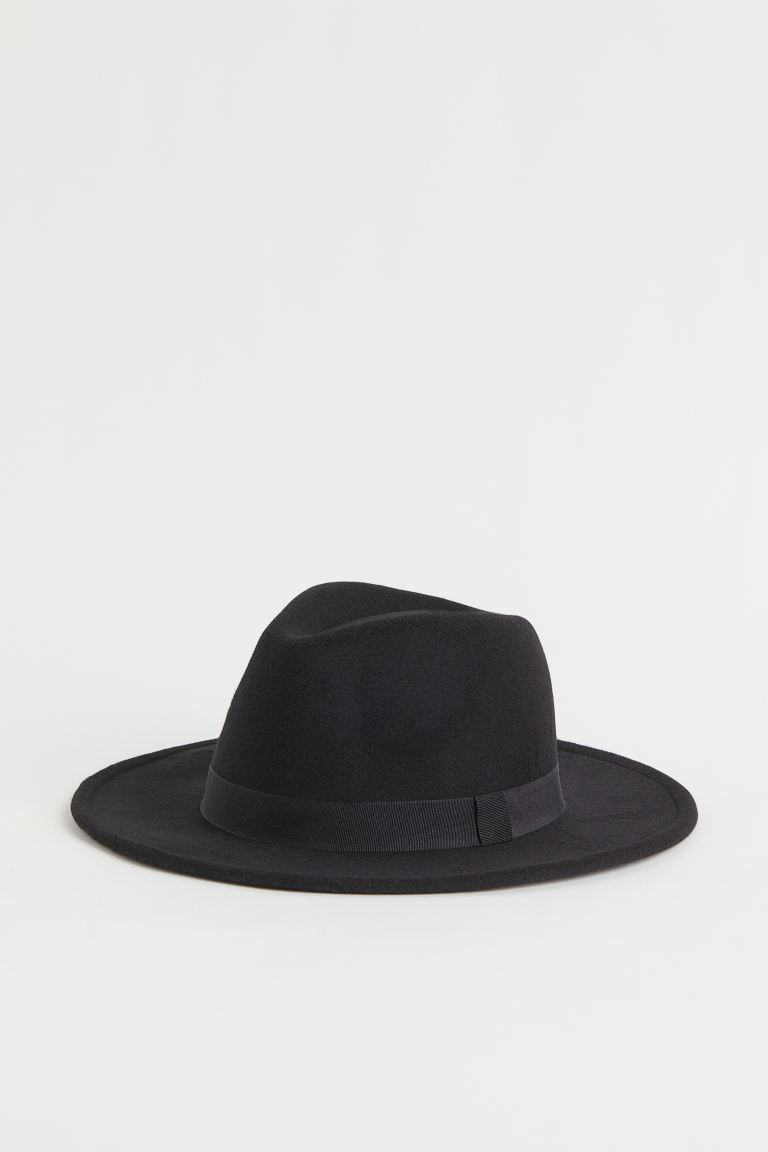 Felt hat | H&M (UK, MY, IN, SG, PH, TW, HK)