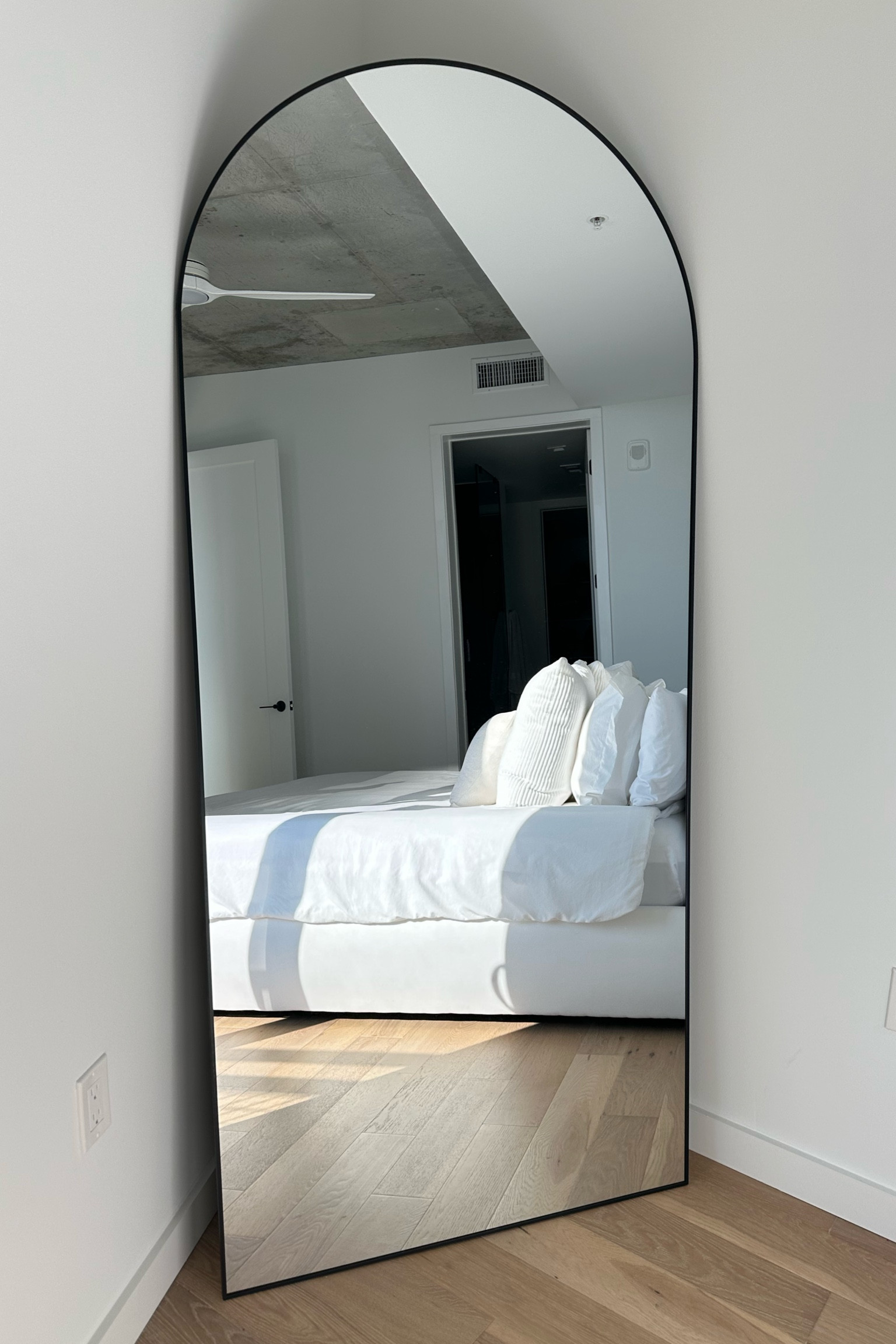 Love this arched mirror. I originally got a smaller size but decided I needed the bigger one!

#LTKHome
