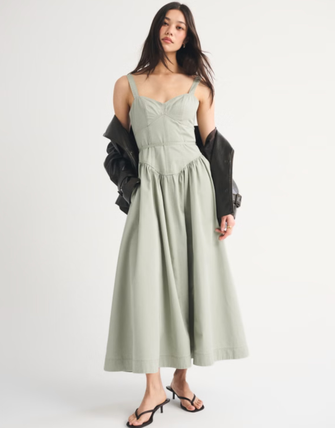 Such a flattering, feminine moment 🤍 The Abercrombie Twill Corset Midi Dress features a sweetheart neckline, structured corset details, and a tie waist that defines your shape perfectly. The flowy skirt adds the prettiest movement — perfect for brunch, events, or dressing up with heels ✨ 

 #LTKdayinmylife #LTKgrwm #LTKootd