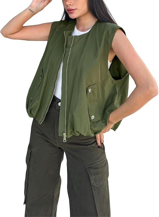 Women's Casual Zip Up Cargo Vest Cropped Sleeveless Ruched Hem Blazer Jackets Tops with Pockets | Amazon (US)