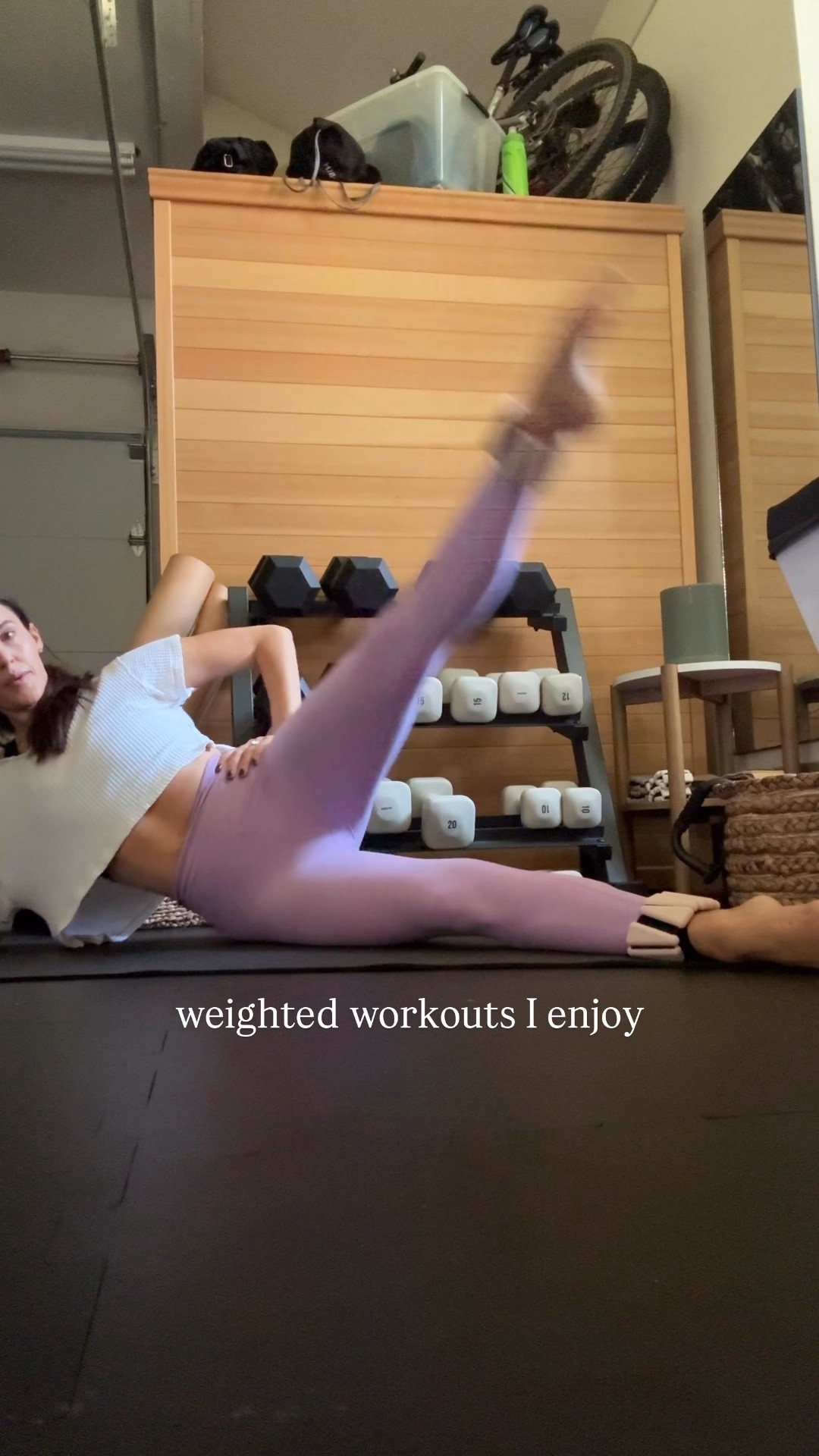 Strenght workout with my favorite weights from Amazon 💪🏻

#LTKActive #LTKmomlife #LTKfitnessgoals