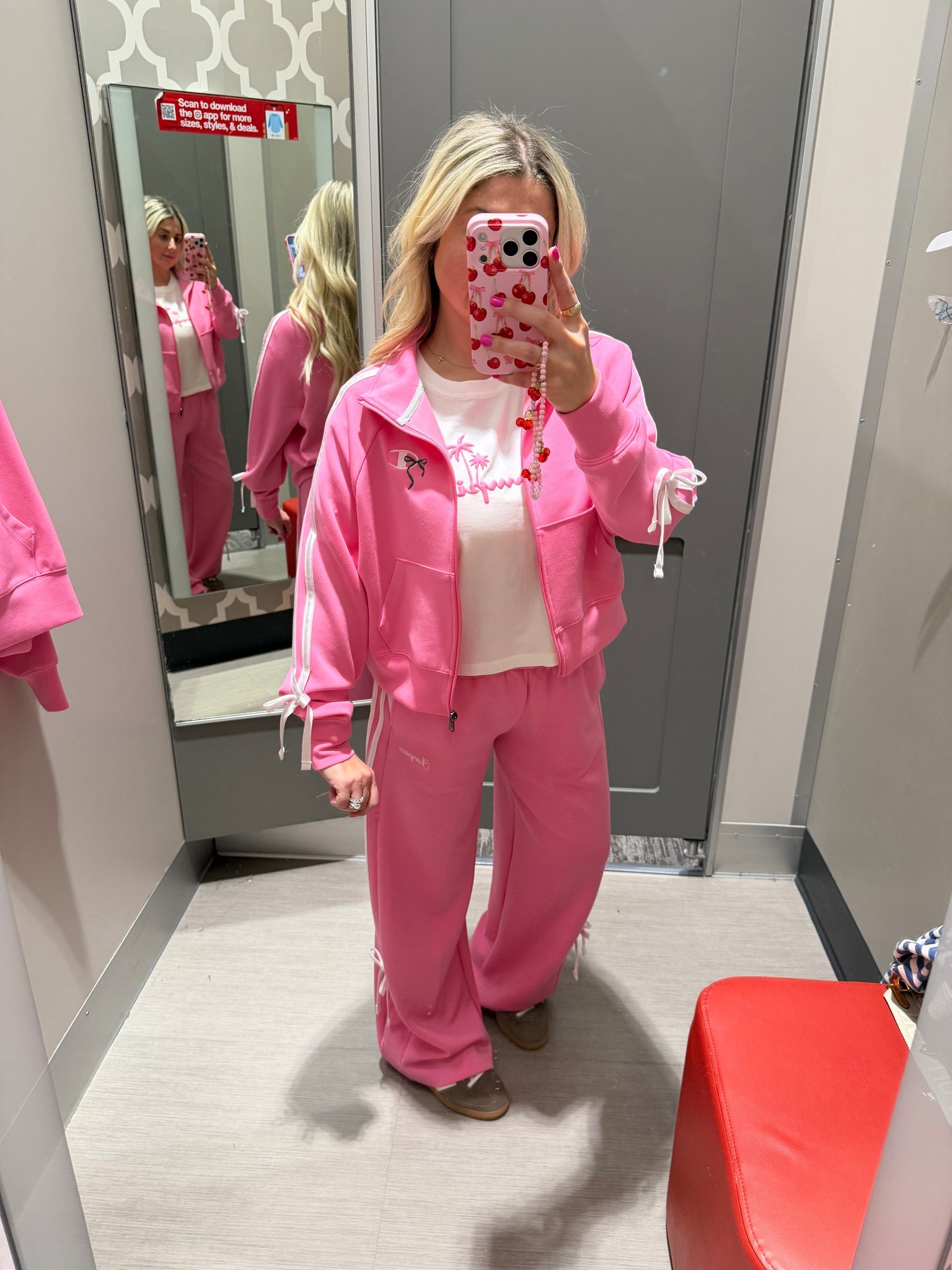 New bow matching set is so cute 🎀
Size small 
Adidas sneakers tts
New @Target set

#LTKootd