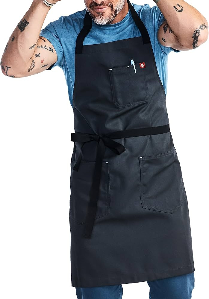 Hedley & Bennett Essential Apron - Professional Chef Apron with Pockets & Adjustable Bib Strap fo... | Amazon (US)