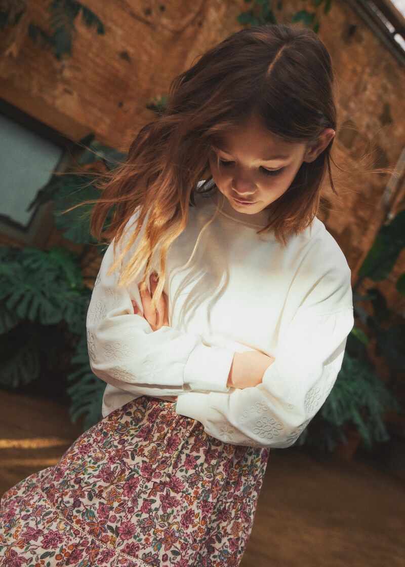 Embroidered sleeve sweatshirt -  Teenage girl | Mango Teen USA | MANGO (US)