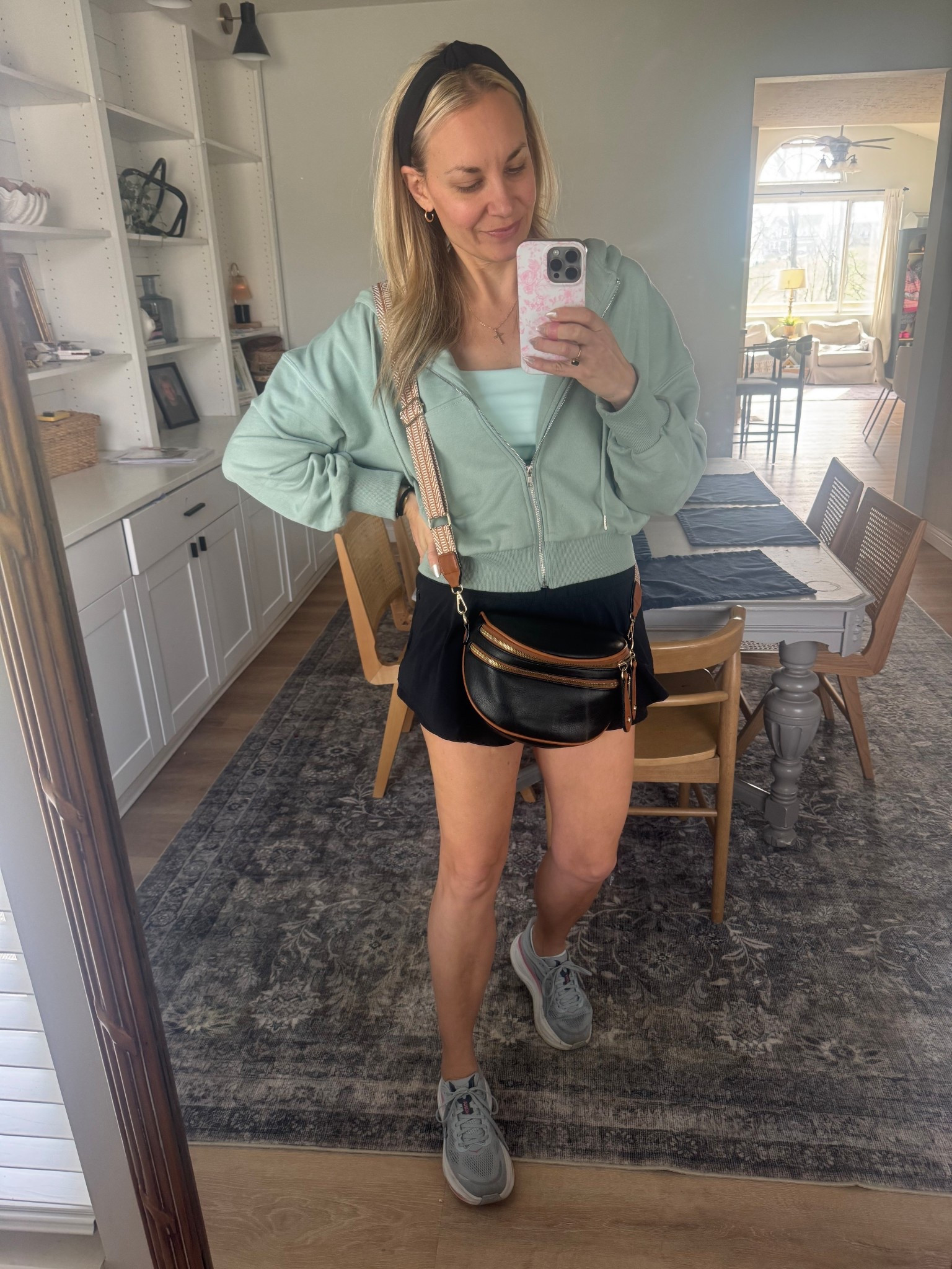 Workout OOTD. Yay for warmer temps FINALLY. 👏☀️

#LTKOver40 #LTKfitnessgoals #LTKootd