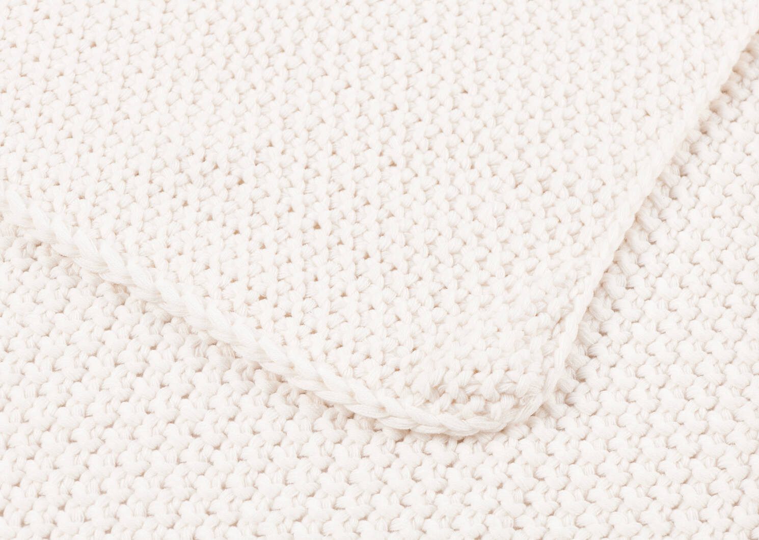 Kelvin Blanket Ivory | Urban Barn