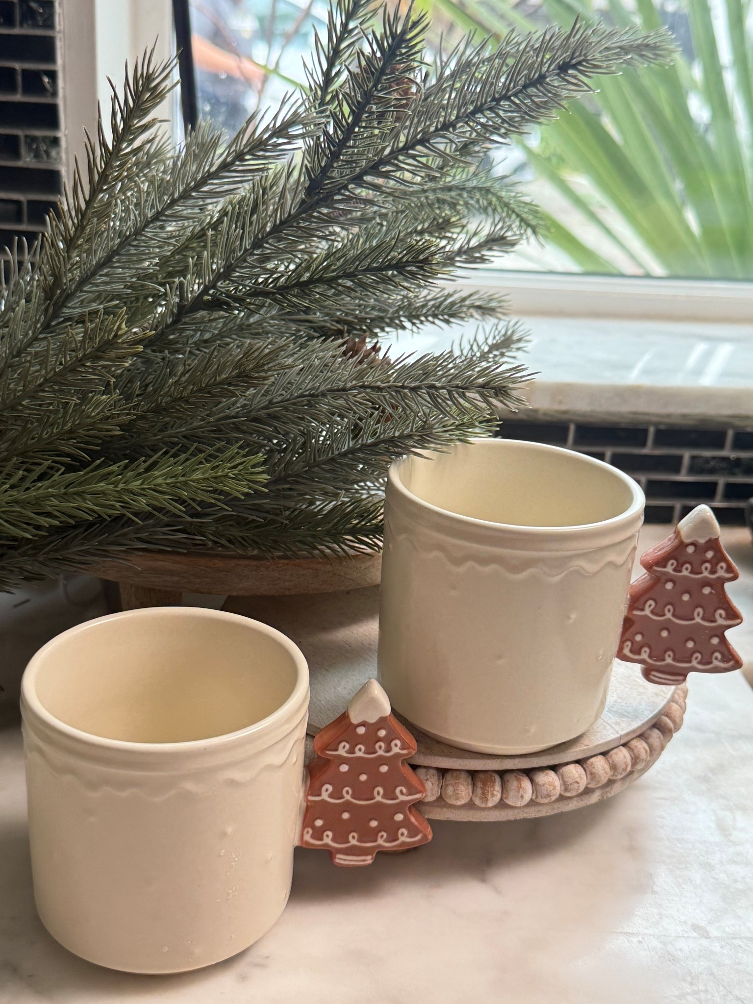 Happy Friday my coffee queens! ☕️
Feliz Viernes MIs reinas cafeteras.☕️Bellas tacitas para esta  Navidad🎄

#LTKHoliday #LTKmomlife #LTKHome