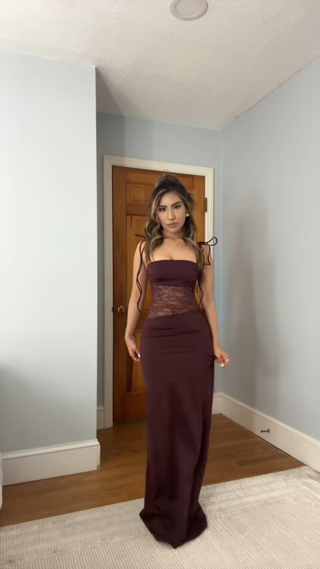 Compliment Me Maxi Dress Burgundy from White Fox Boutique  
(wearing size xxs)

https://whitefoxboutique.com/products/compliment-me-maxi-dress-burgundy?variant=42328867307580

#LTKPetite #LTKFindsUnder100