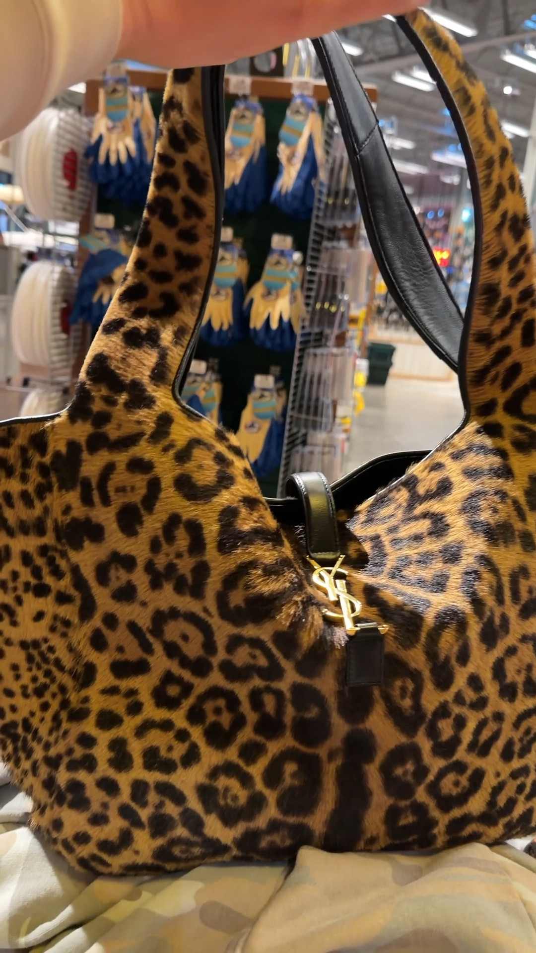 This Saint Laurent bag was worth every single penny. I have zero regrets🤌🏻￼

#LTKstorytime #LTKmomlife #LTKTravel