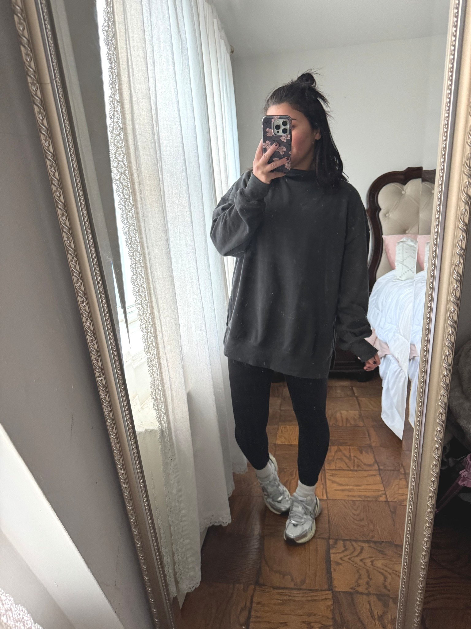 one of my favorite go to comfy winter outfits! 

#LTKFindsUnder50 #LTKFindsUnder100 #LTKootd