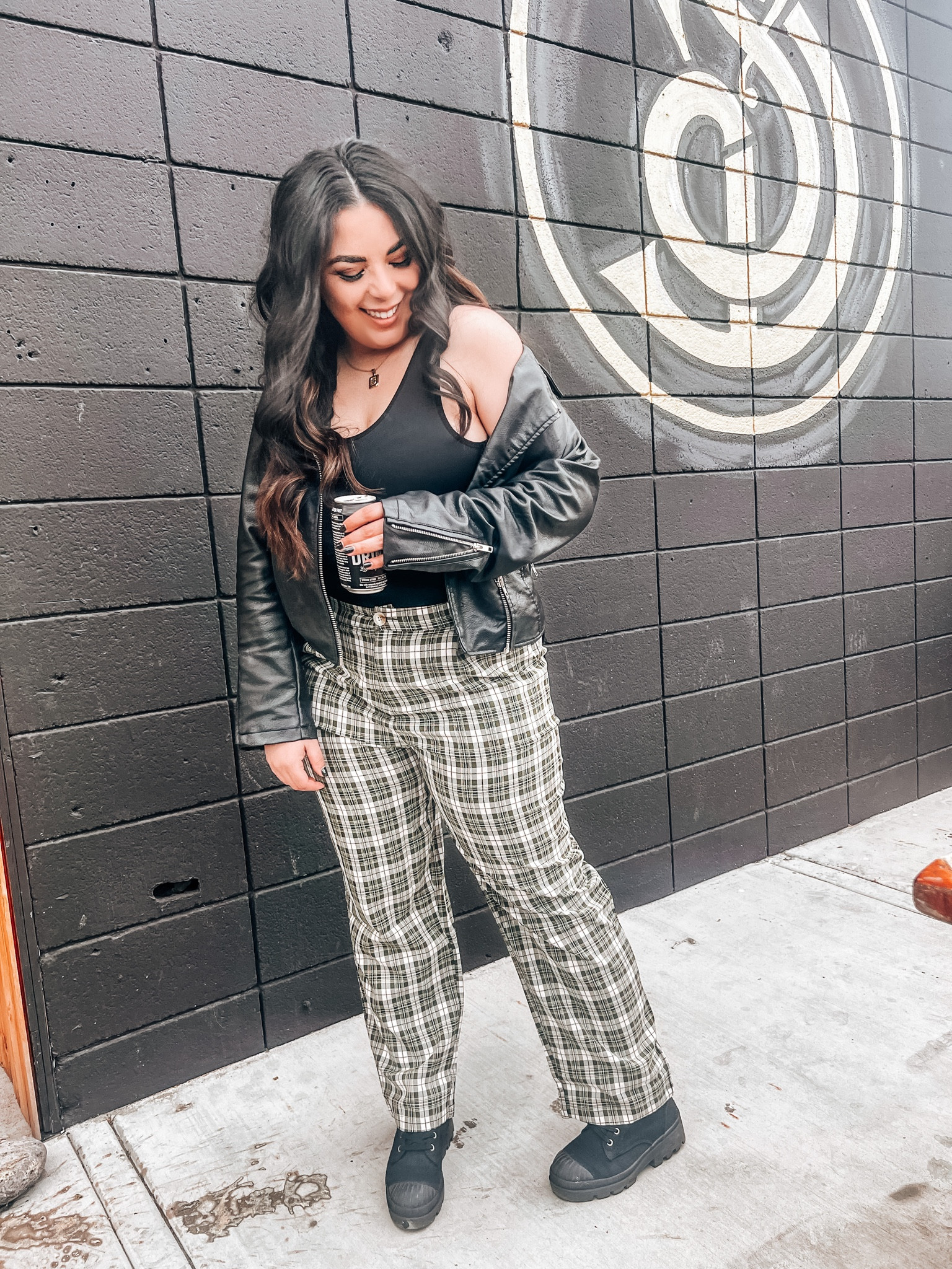 A subtle green moment for Saint Paddy’s. ☘️

#LTKSeasonal #LTKunder100 #LTKstyletip