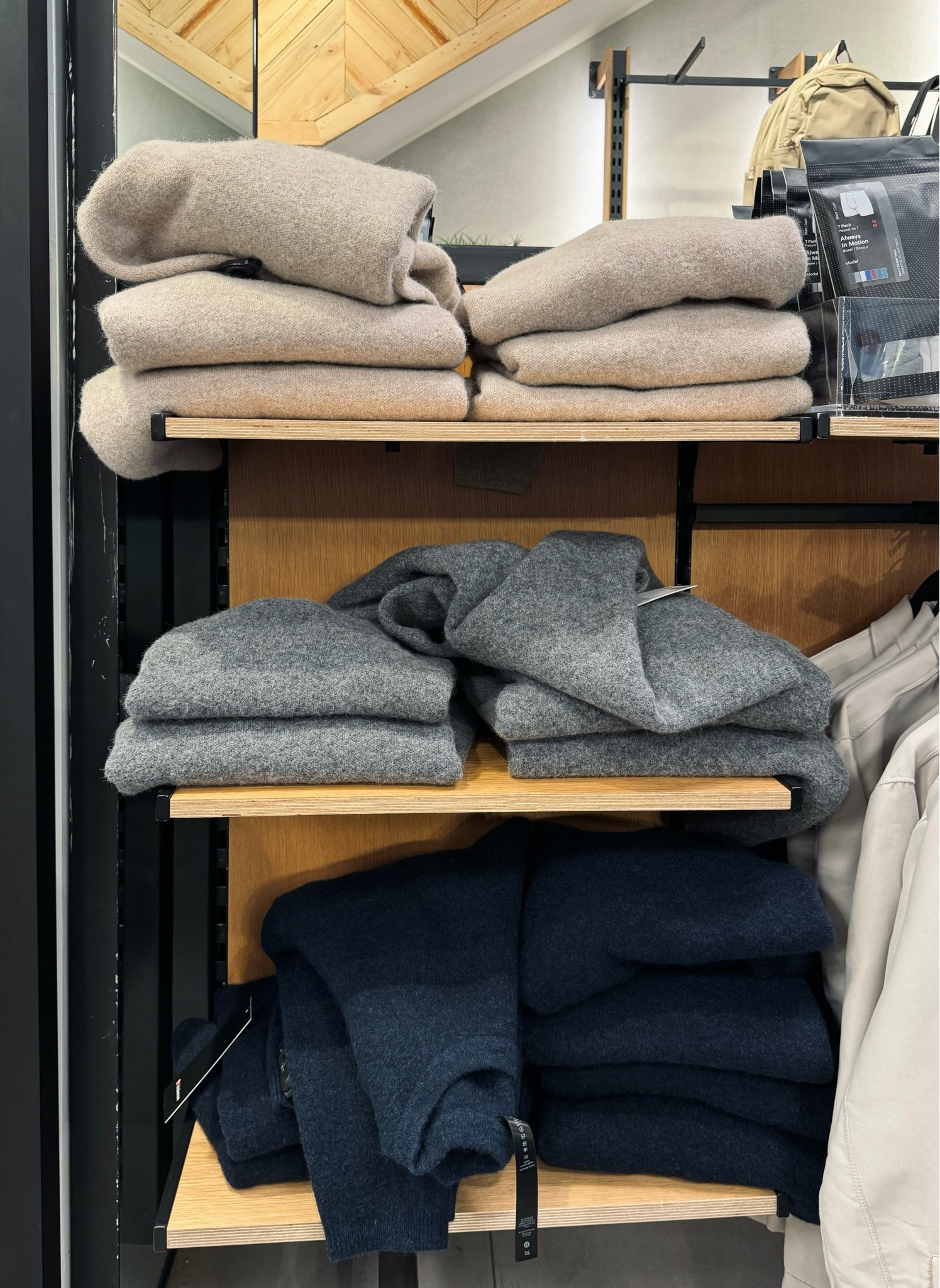 Lovely alpaca wool blend crewneck sweater in the men’s section at Lululemon 🙌 it’s a nice cozy oversized sweater and I love the fit (but just a little bit too itchy around the neck for me)

#LTKSeasonal