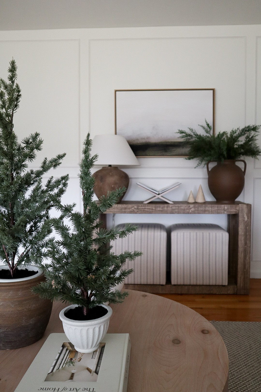 Living room Christmas decor  

#LTKHoliday #LTKSeasonal #LTKHome