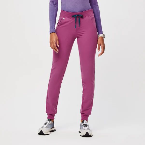 Women's Zamora™ Jogger Scrub Pants - Bright Fuchsia · FIGS | FIGS