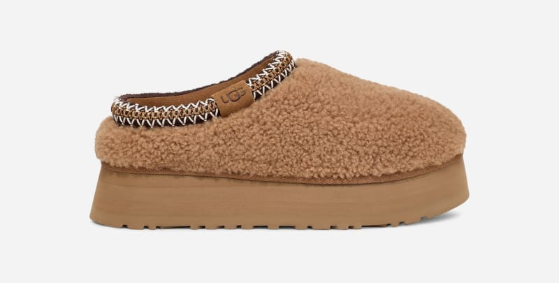 UGG® Women's Maxi Curly Tazz Sheepskin Slippers in Chestnut, Size 5 | UGG (US)