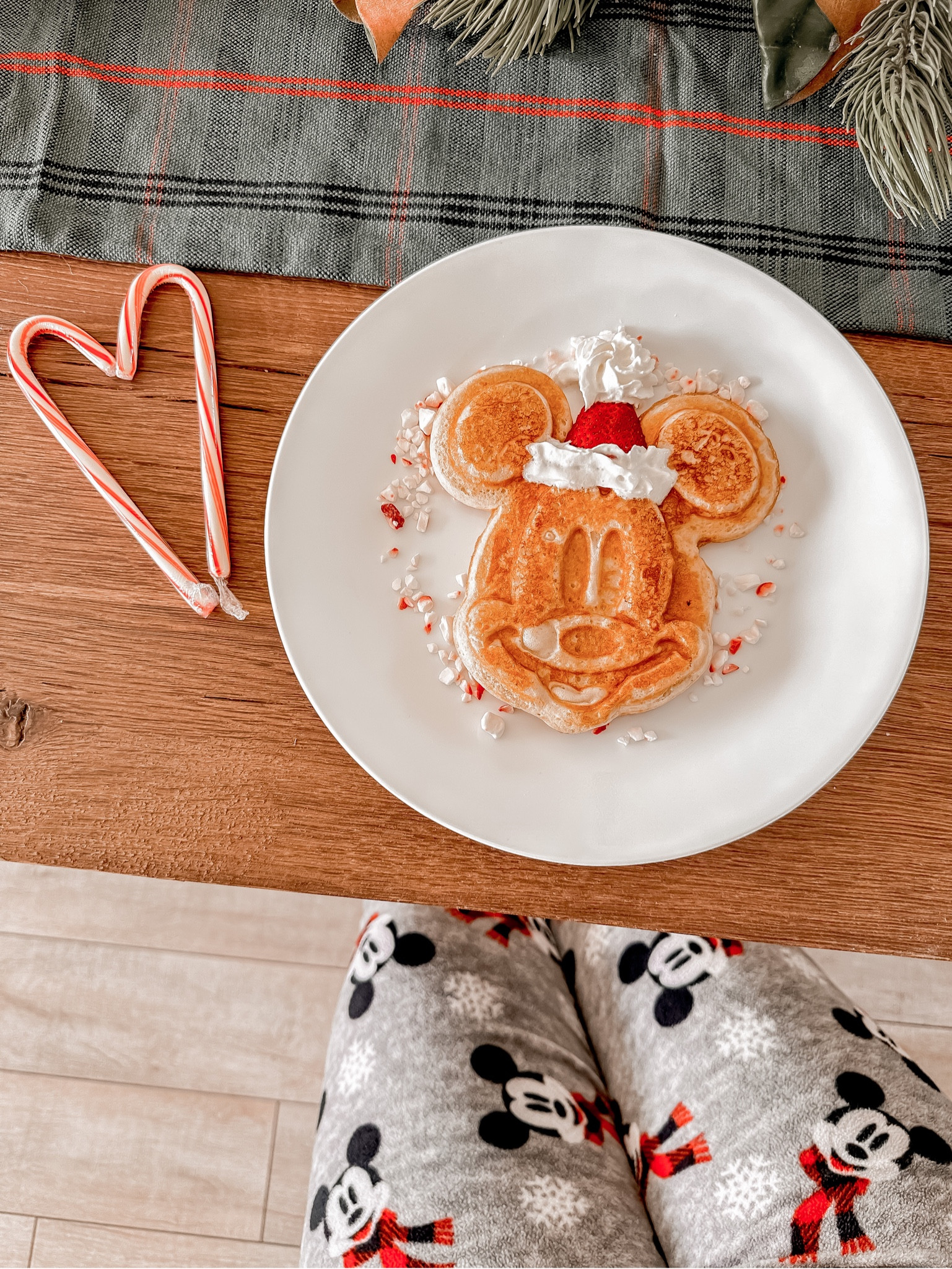 Christmas breakfast but make it MICKEY 

#LTKSeasonal #LTKhome #LTKHoliday