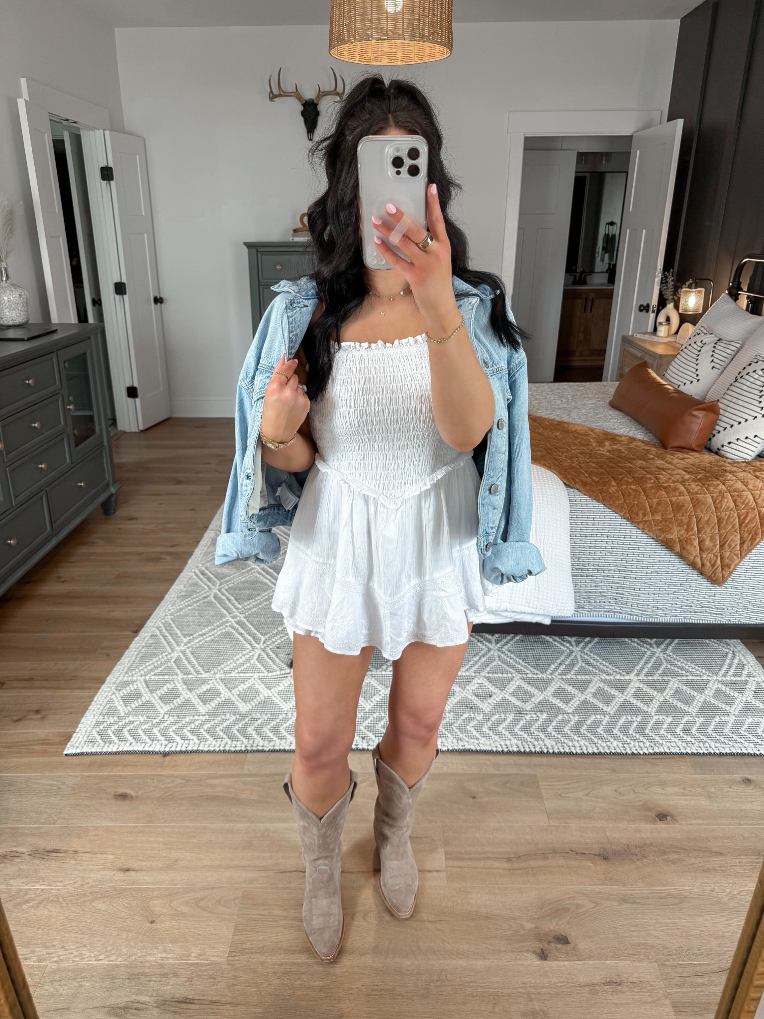 Romper — small (it does have great stretch so I could’ve sized down — but I’m also fine that I didn’t!)
Denim Jacket — small

This is the cutest summer romper, but looks like a dress! 👏🏼 I love it so much that I also got the black!! Threw this oversized denim jacket over my shoulders (the best denim jacket ever — it’s the perfect fit!) & finished the look with my tecovas cowgirl boots! Someone get me to a country concert asap please 🤍



#LTKShoeCrush #LTKFindsUnder100 #LTKFindsUnder50