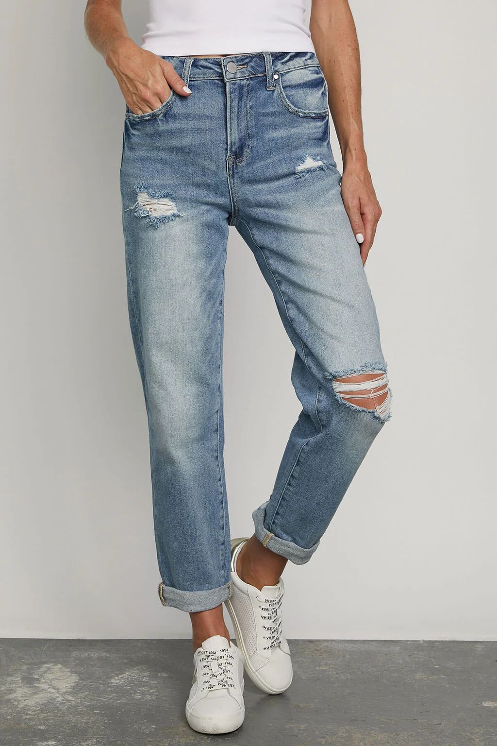 Risen Boyfriend Jeans | Social Threads