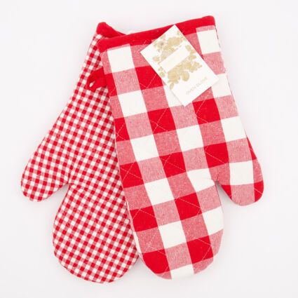Red Gingham Quilted Oven Mitts 18x32cm | TK Maxx