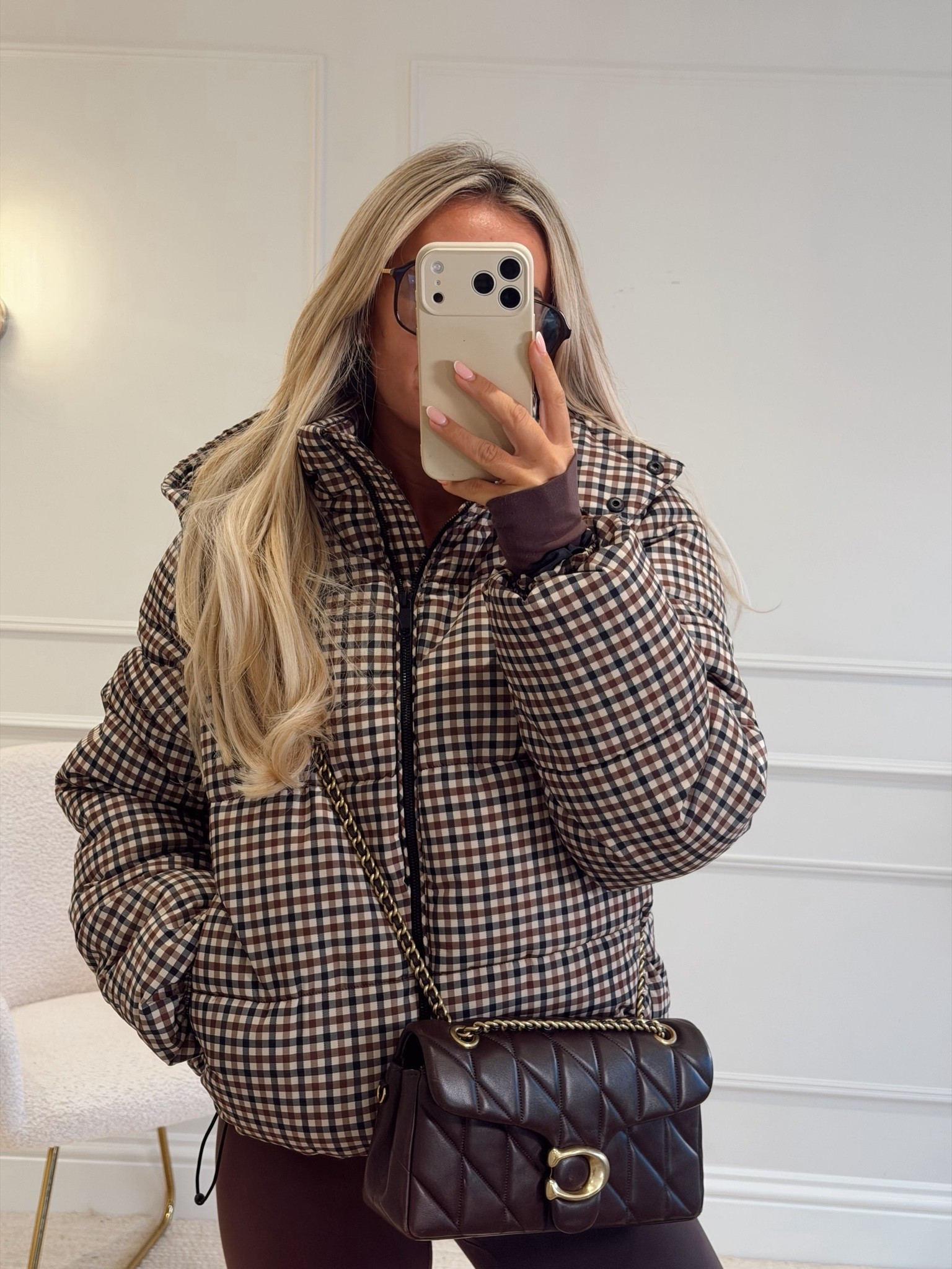 Wow this coat 🙌🏼

Puffer coat, autumn jacket, autumn outfit, gingham, checked, winter coat

#LTKuk #LTKautumn #LTKstyletip