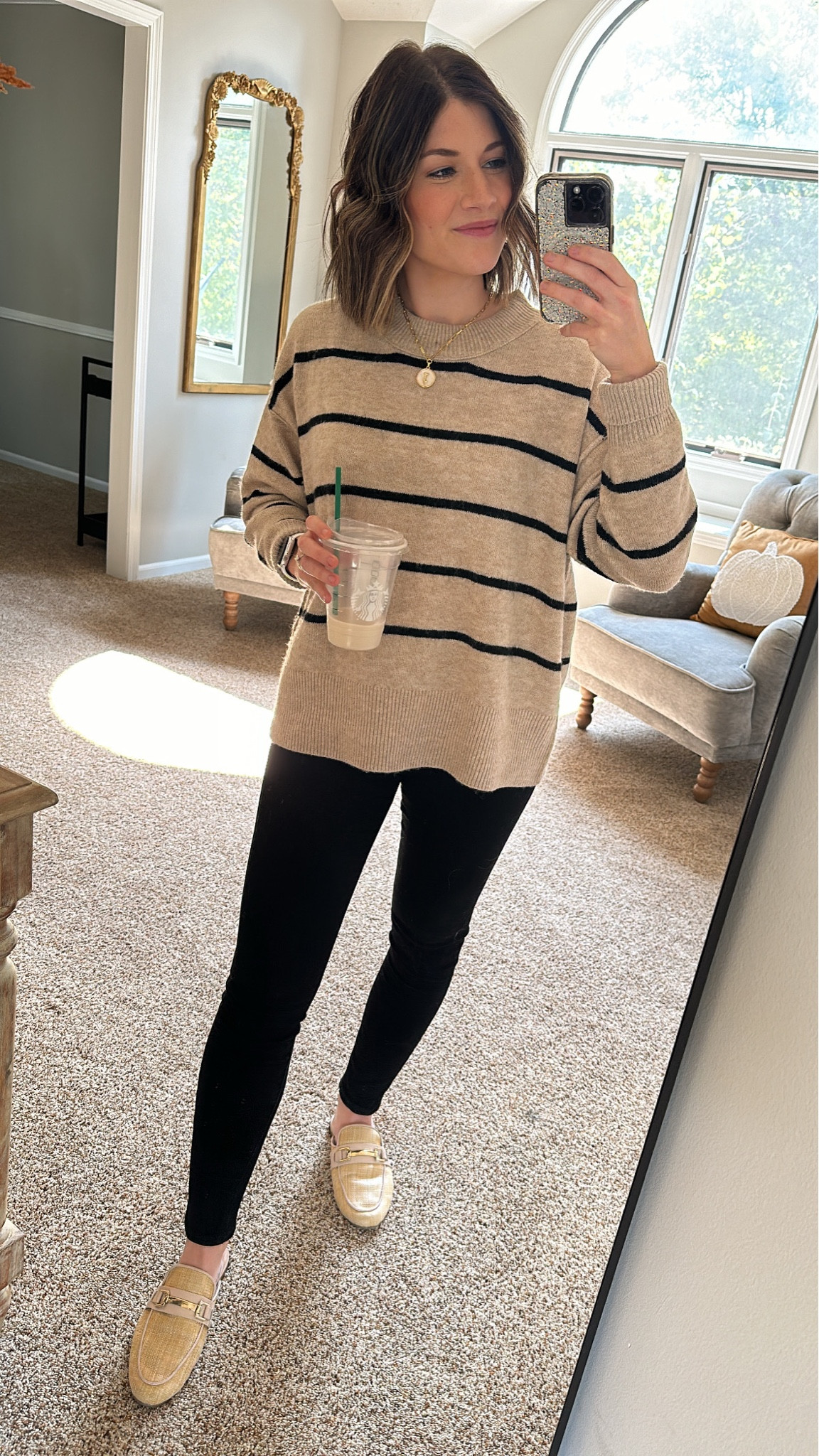 Neutral fall ‘fit


#LTKSeasonal #LTKfindsunder50 #LTKstyletip