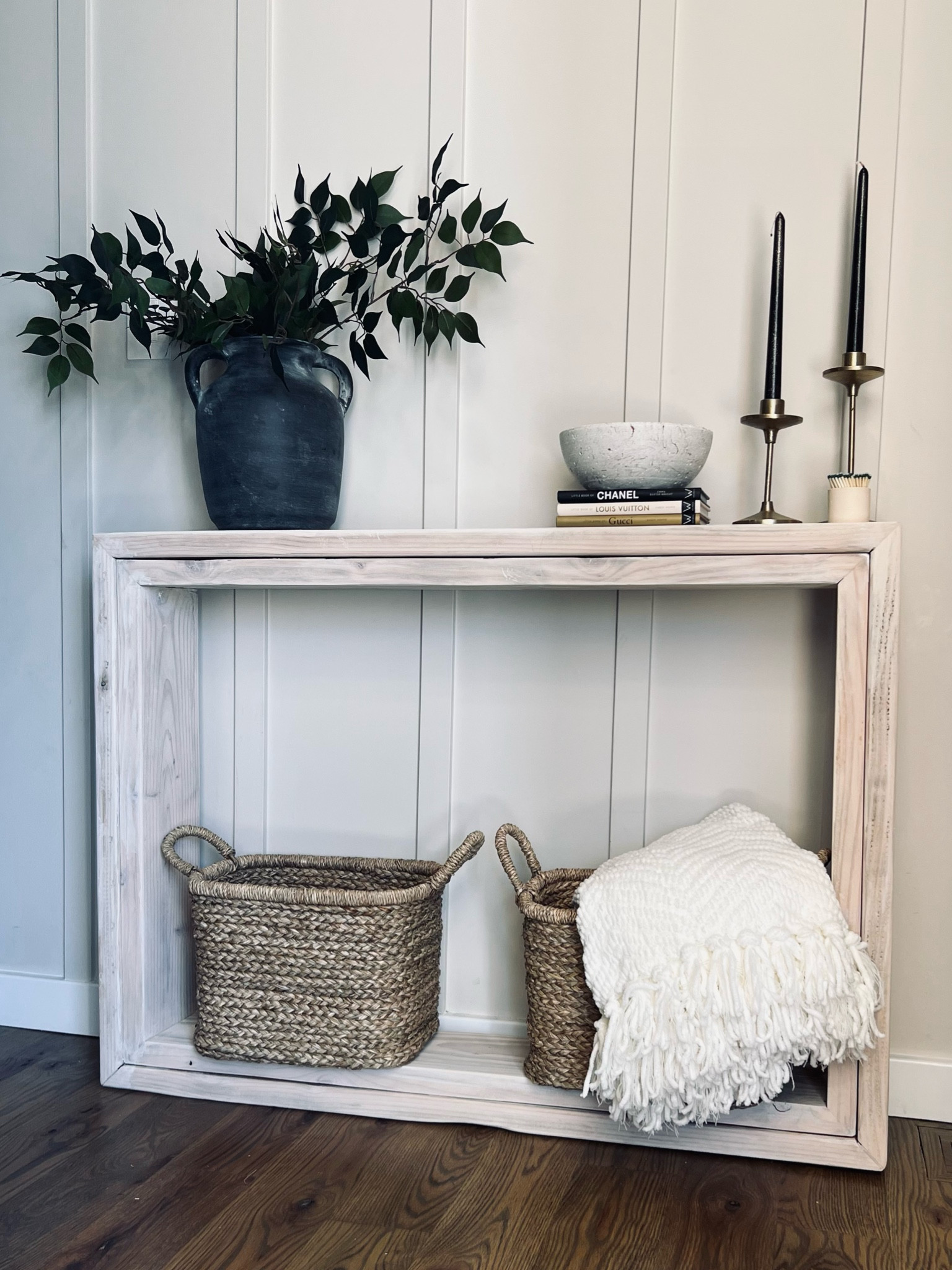 Entryway Table decor

#LTKstyletip #LTKhome #LTKfindsunder50