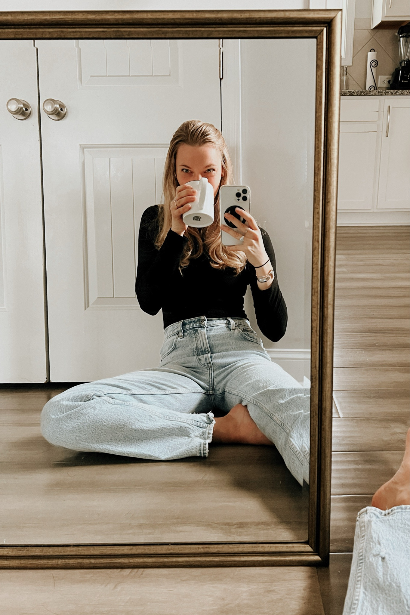 An outfit staple. Easy, cute & comfortable!





#OutfitEssentials #EasyOutfit #comfortableoutfit #classicoutfit #everydaylook #everydaywear #everydayoutfit #everydaystyle #everydaylooks #lookbook #winterfashion #tallgirl #jeans 

#LTKSeasonal #LTKstyletip #LTKsalealert