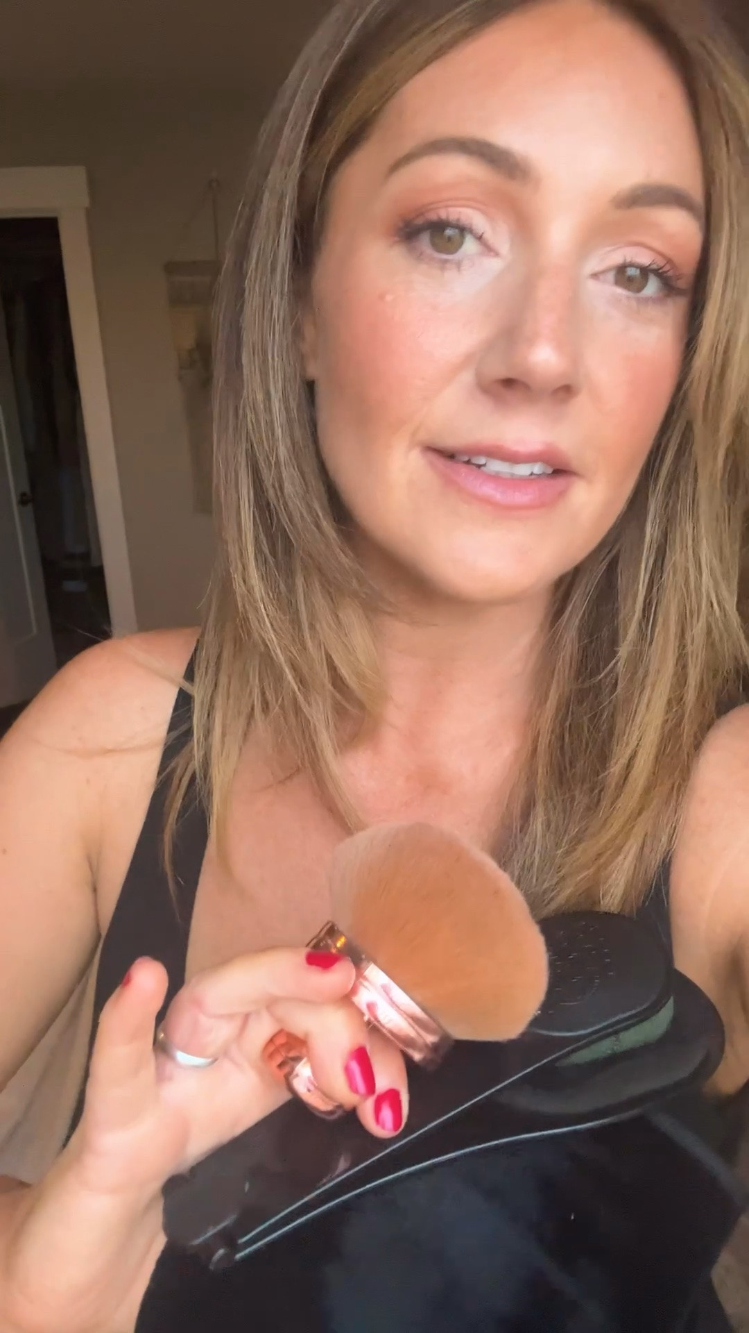 A flawless self-tan starts with the right tools 🤎 These applicators make blending easier, help prevent streaks, and give you that even, natural-looking glow every time.

#LTKselfcare #LTKgrwm #LTKmomlife
