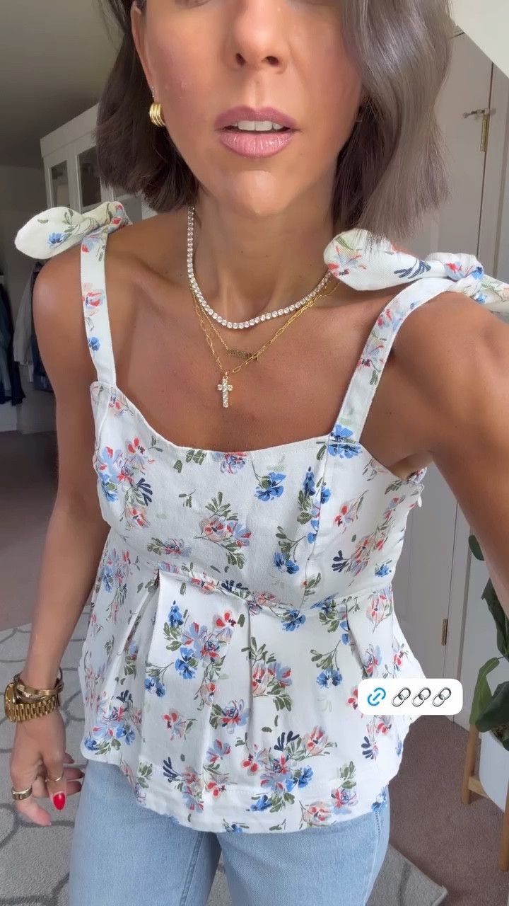 I love this Walmart top! Size xs Size 0 in jeans

#LTKootd #LTKmomlife #LTKSeasonal