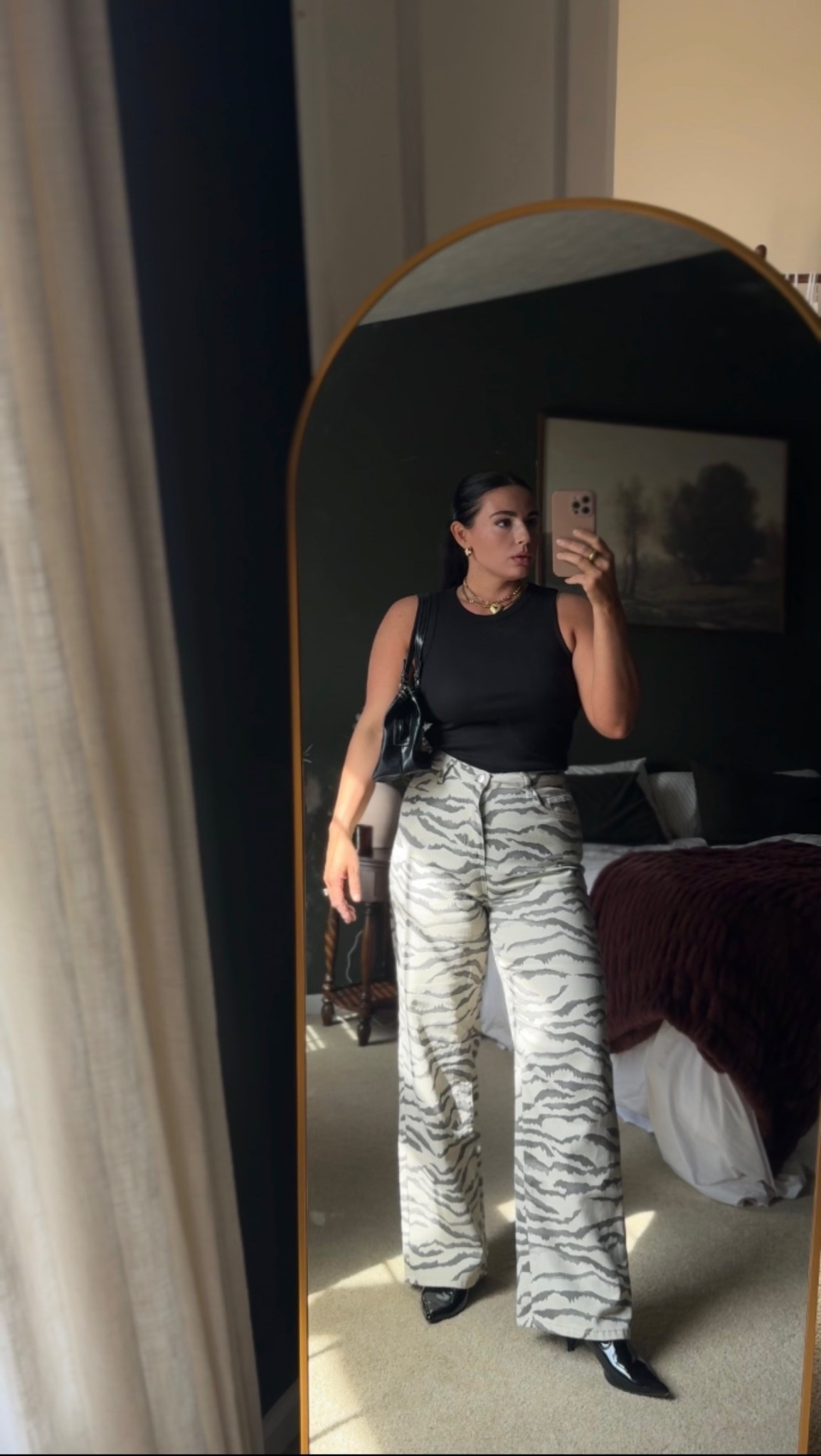 #hourglass 

#LTKootd