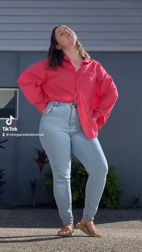 Thursdays are for wearing pink 💓

#LTKSeasonal #LTKaustralia