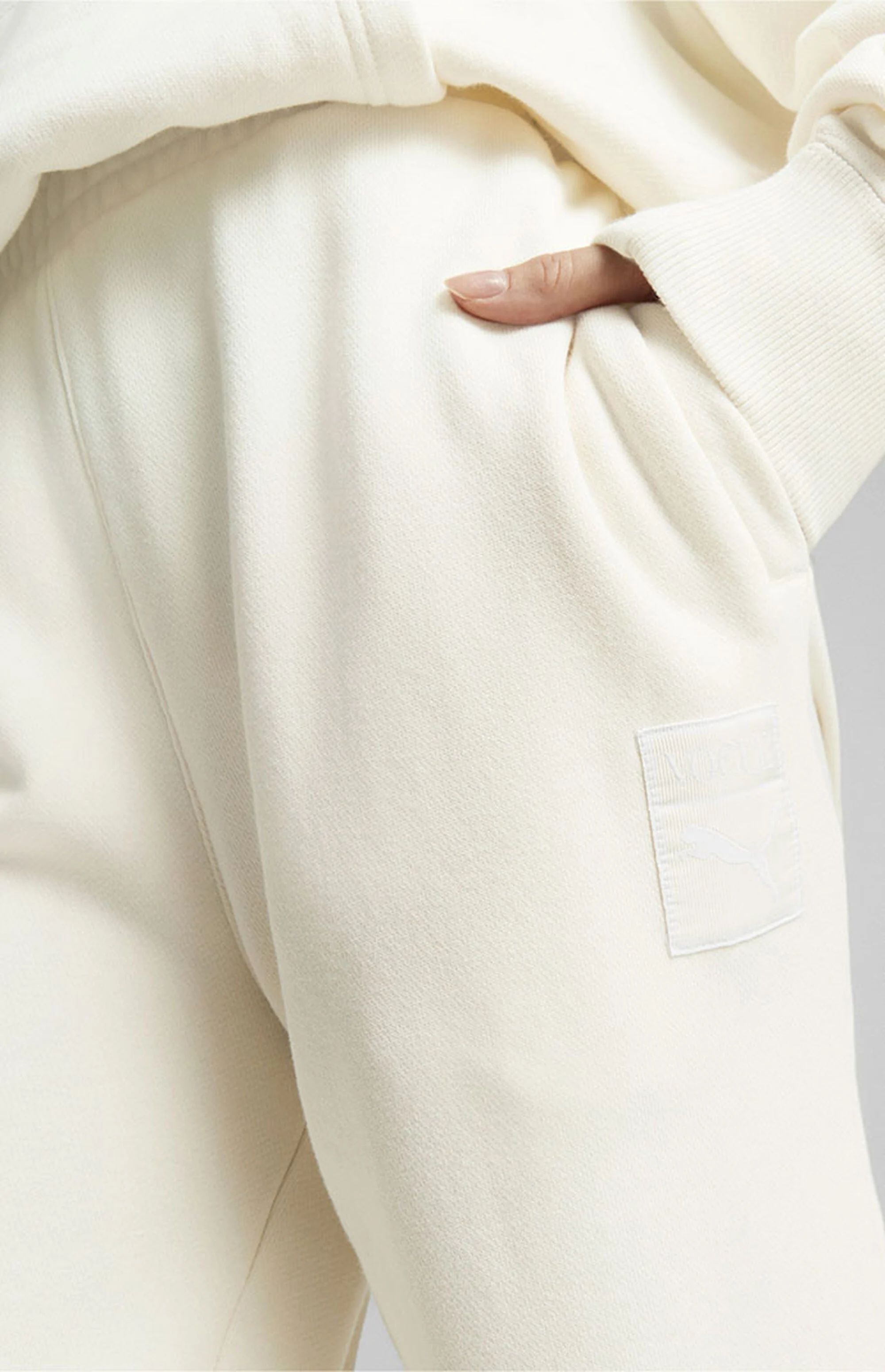 Puma x Vogue White Relaxed Sweatpants | PacSun | PacSun
