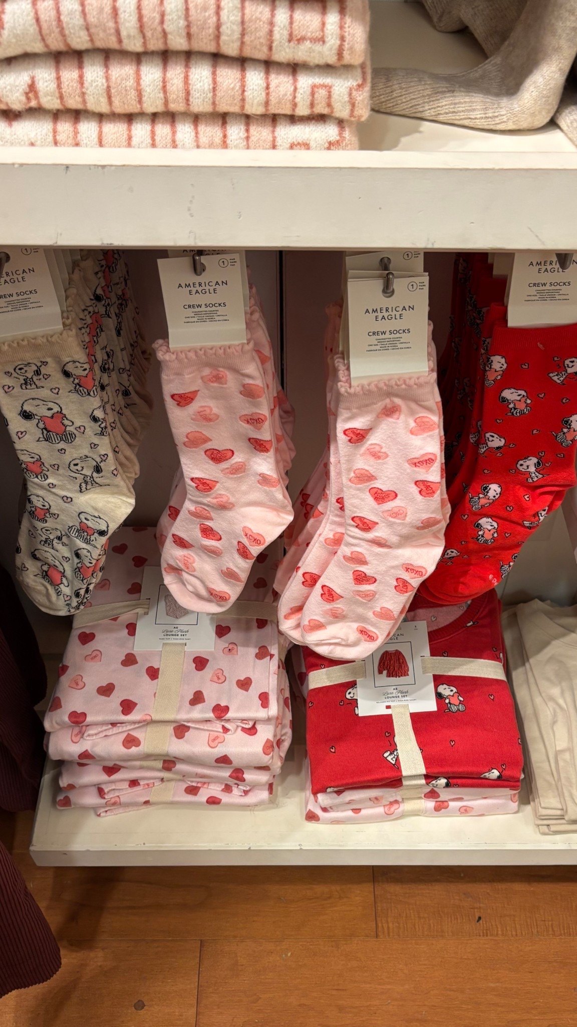 Valentines stuff is starting to roll in!!
Love these valentines pajamas and socks

#LTKFindsUnder50
