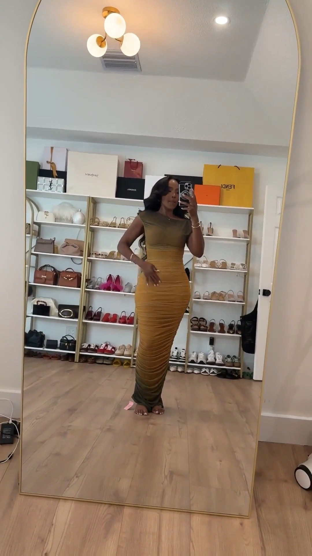 Scroll to shop ✨ who is she with that little bright snatched look! Elevated night-out energy with a soft glam edge, perfect for a night out.

#LTKdayinmylife #LTKootd #LTKgrwm