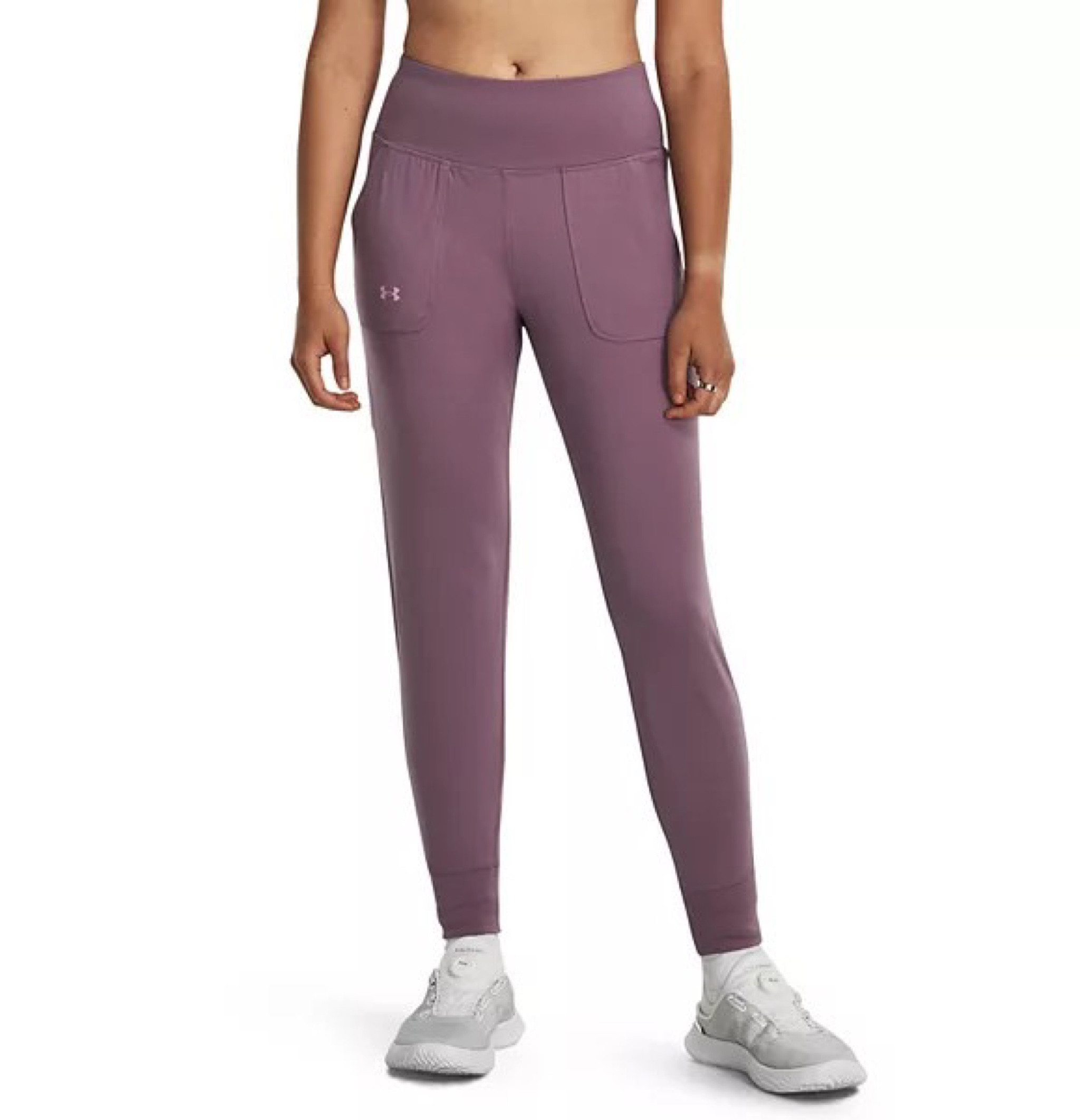 I just had my colors done with House of Colours and turns out I’m a summer! That means I’m SLOWLY adding in some color to my wardrobe. Started with these I found at Kohl’s and they’ll be easy to pair with all my neutrals.

#LTKFitness #LTKSeasonal #LTKstyletip