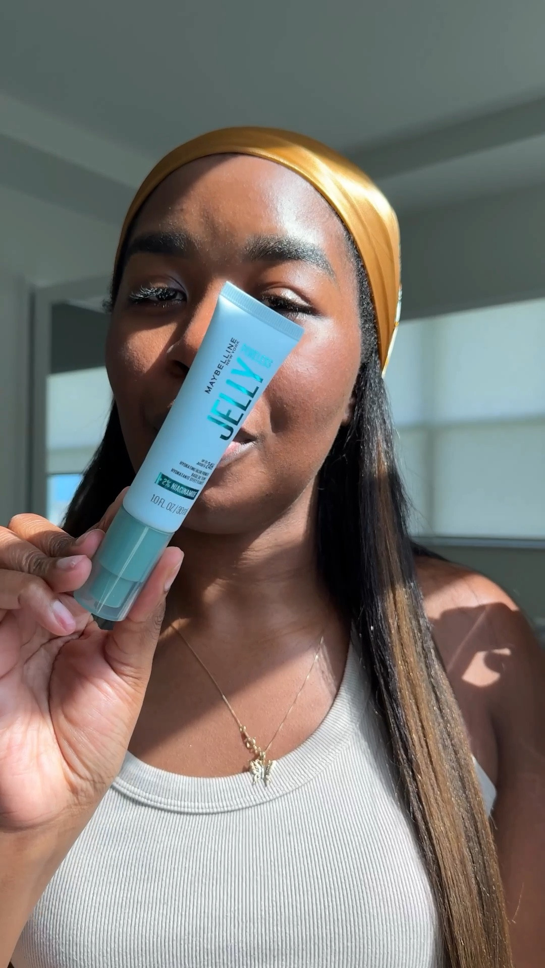 An affordable, long lasting primer for dry skin! The Poreless jelly is formulated with 2% niacinamide, so this is prefect for my dry skin and this easy makeup routine. 

#LTKFindsUnder50 #LTKSummerEdit #LTKSaleAlert