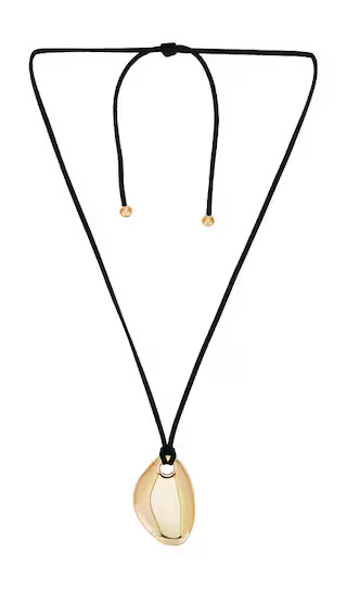 Layne Pendant Necklace in Gold | Revolve Clothing (Global)