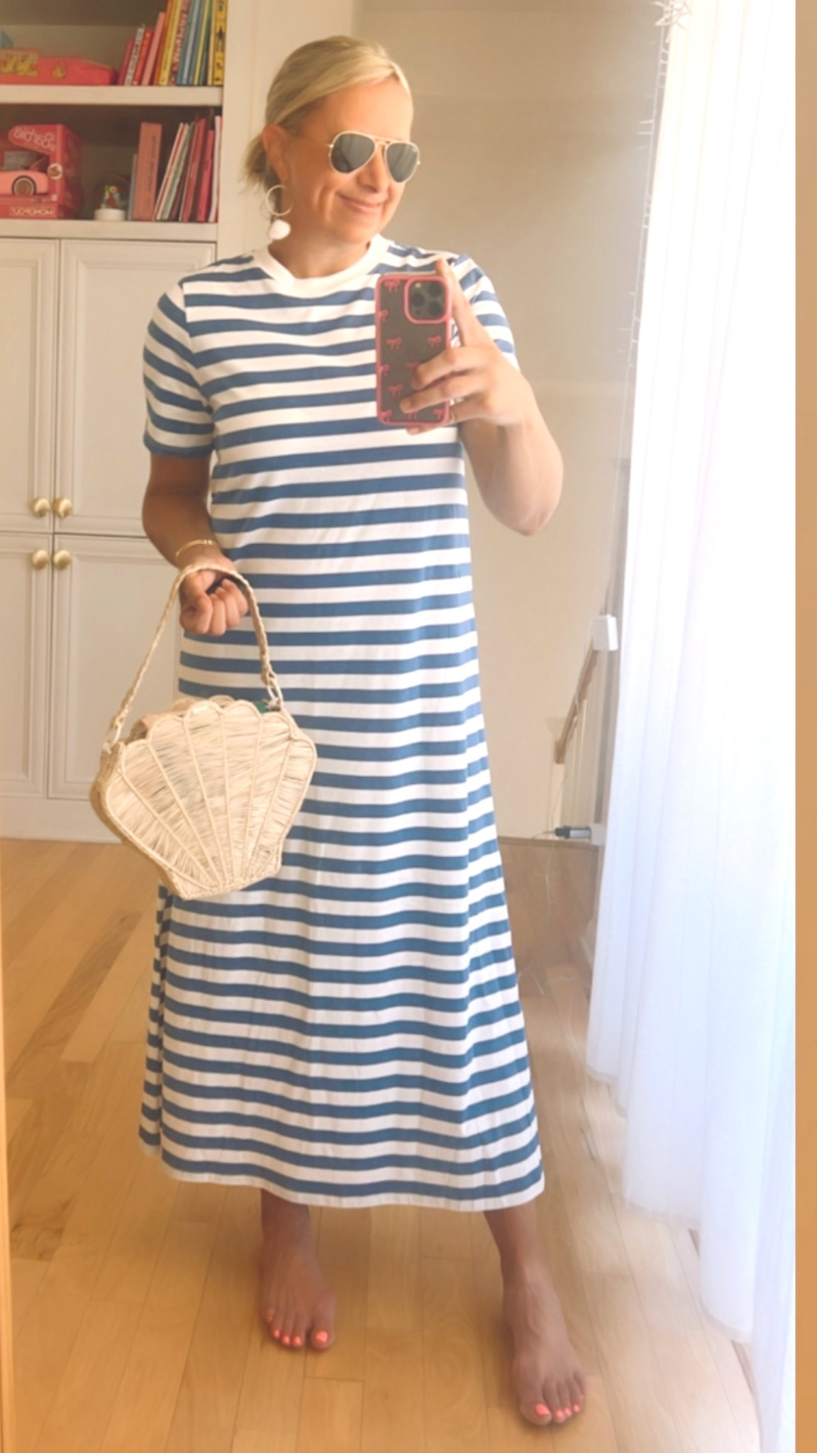 Stripes & Seashells 💙🐚
… are always a yes!

Bag is a few years old but linking some similar options along with dress and shoes I wore with.



#LTKSeasonal #LTKFindsUnder50 #LTKSummerEdit